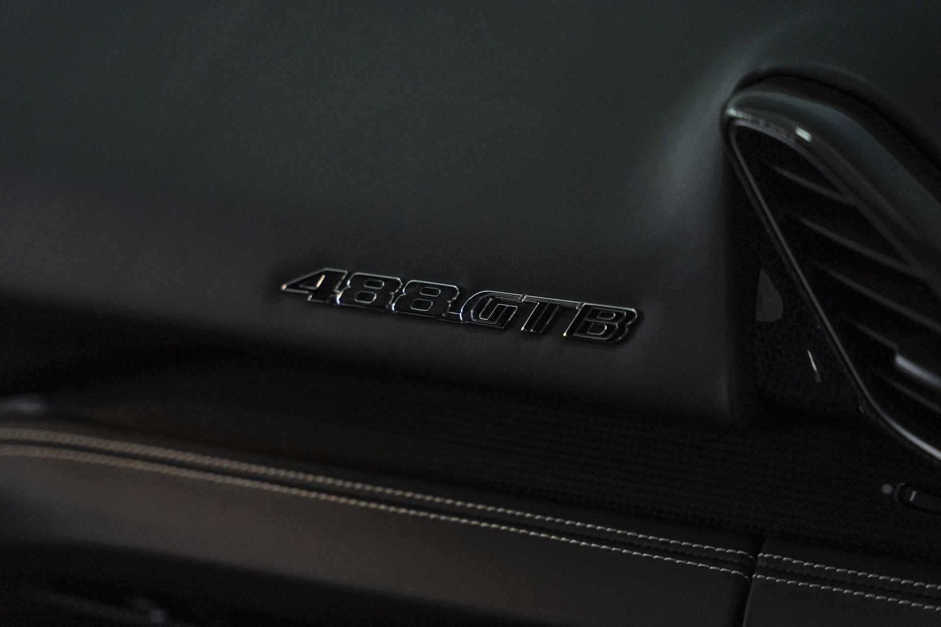 mph029_2106473740_97e597d4fb2f44f4a64b97625a37e814_f8b5c93c79