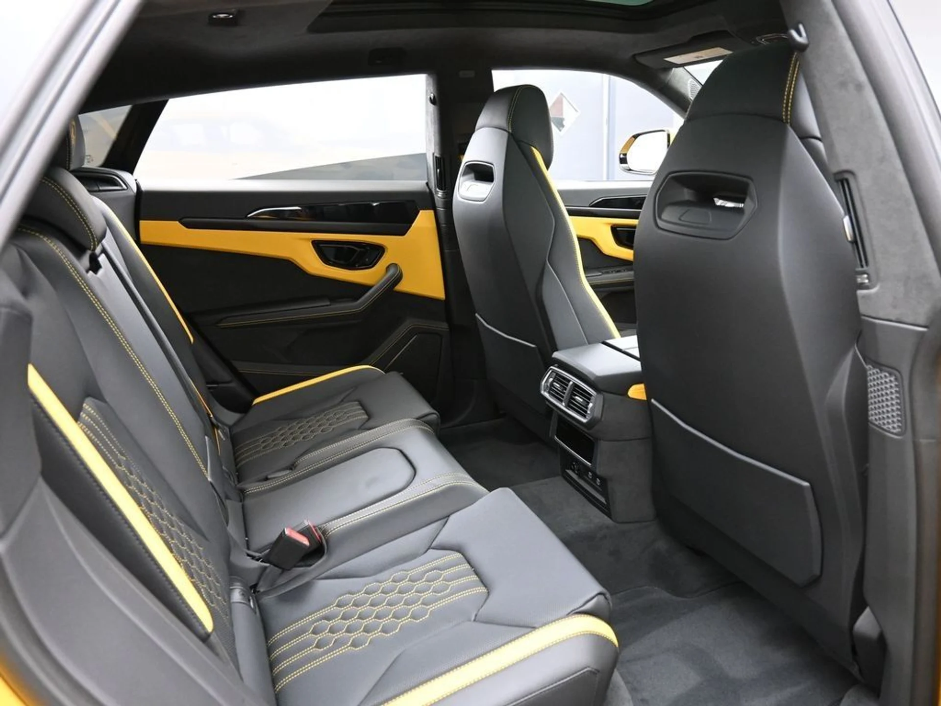 mph029_2107461420_image_29_301aa28fa0