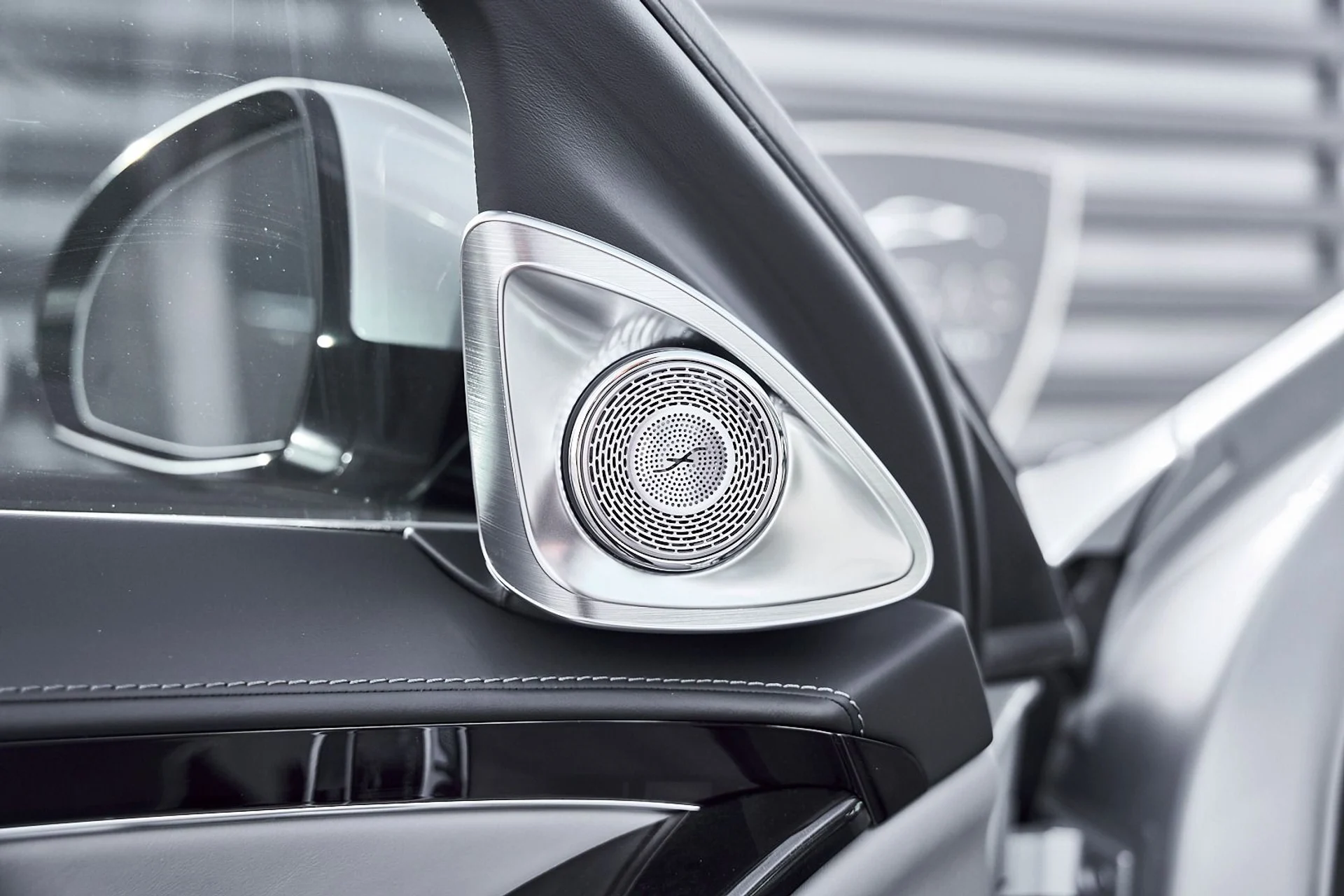 mph029_2110642439_Used_2021_Mercedes_Benz_S_Class_Maybach_S_580_1771643103_643e22cd9b