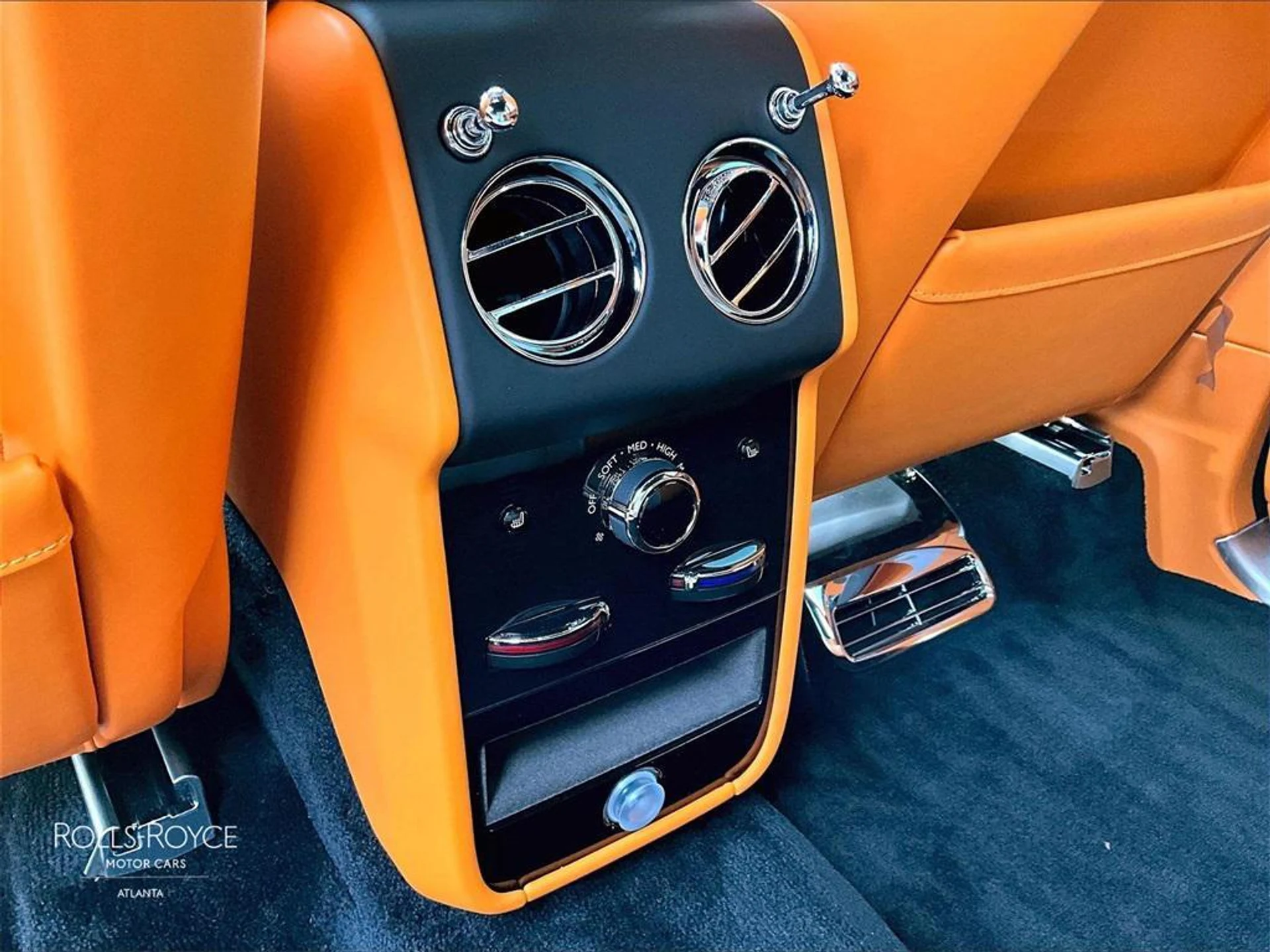 mph029_2122424305_an6sqc55wxg_Vxn_H_Xw4f_d_Fi_2_g_bec48db253