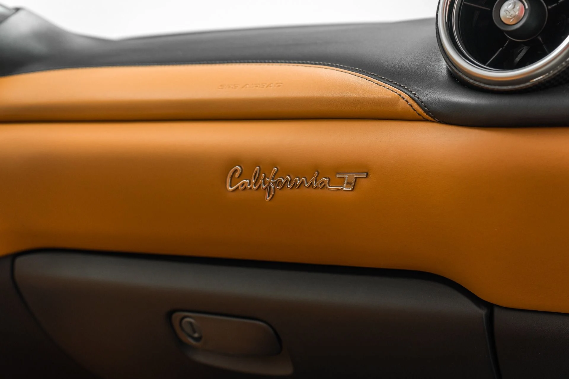 mph029_2130313875_Used_2015_Ferrari_California_T_1772230011_885b549d6f