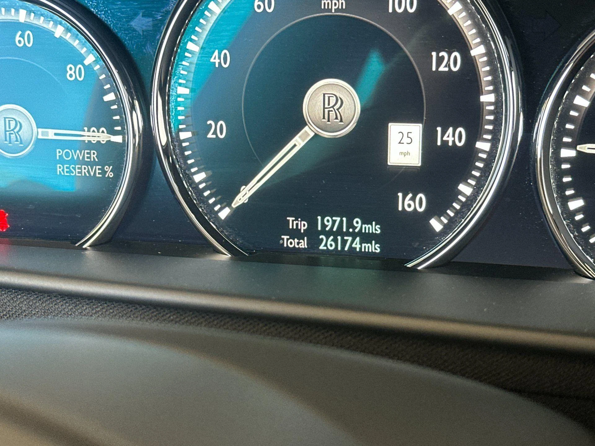 mph029_2152110785_Used_2023_Rolls_Royce_Cullinan_1777018523_5d2c399d11