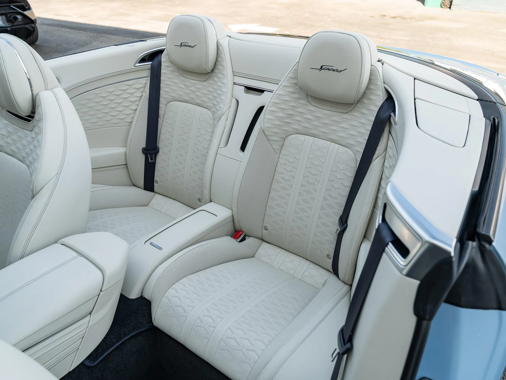 mph029_21582723_Used_2025_Bentley_Continental_GT_Speed_1766181982_a2a6893921