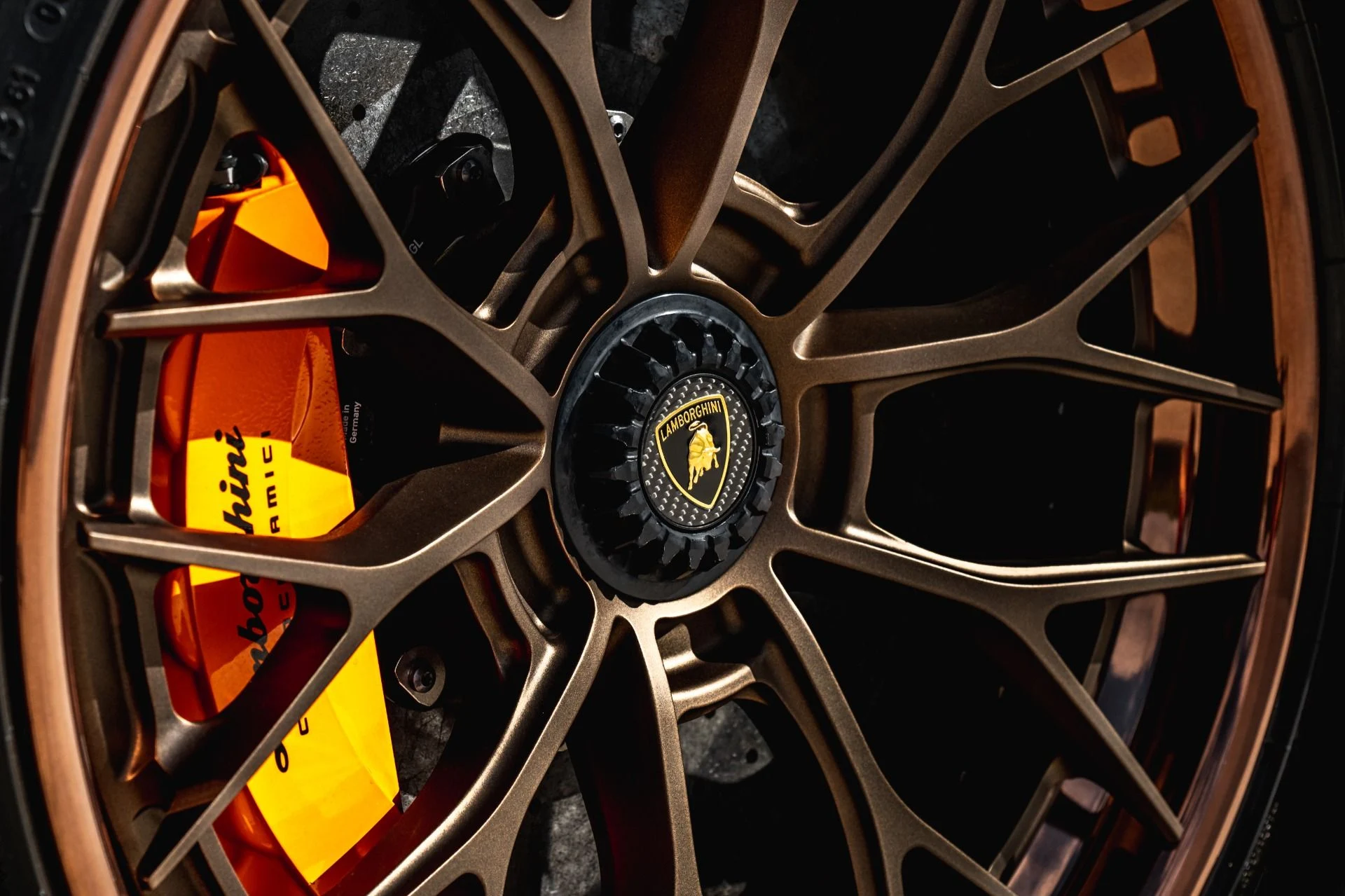 mph029_2164763751_Used_2020_Lamborghini_Aventador_SVJ_w_Hermes_Orange_Factory_Interior_Over_110_K_in_Options80_K_in_Mods_1672876014_abc367539c