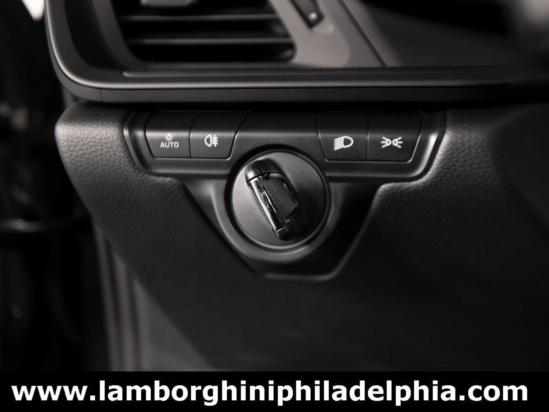 mph029_216904179_14e9a1418166cfb017908464e04a5904x_0fd297e609