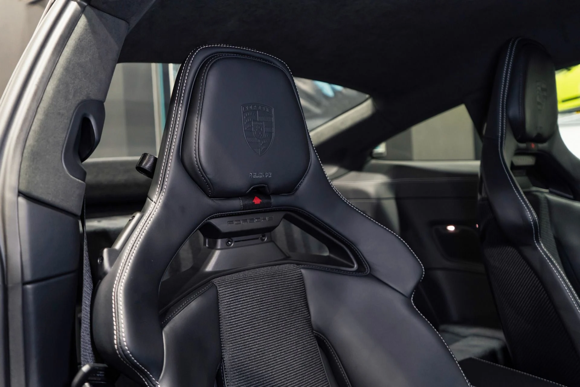 mph029_2175146194_Used_2026_Porsche_911_GT_3_Touring_6_speed_Lightweight_package_1770773883_f9fcc06f0b