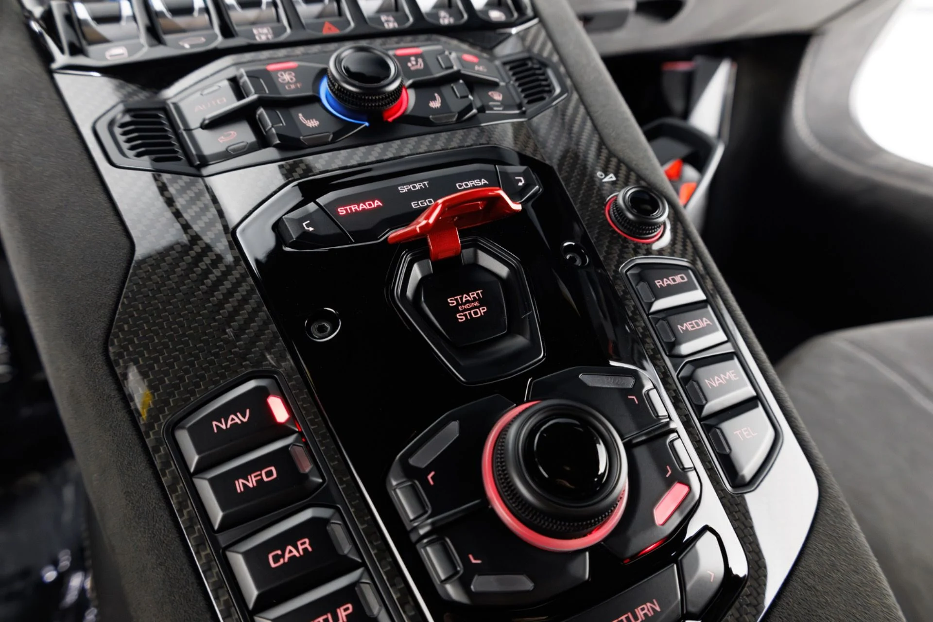mph029_217629643_Used_2022_Lamborghini_Aventador_LP_780_4_Ultimae_1784925949_3499c225fa