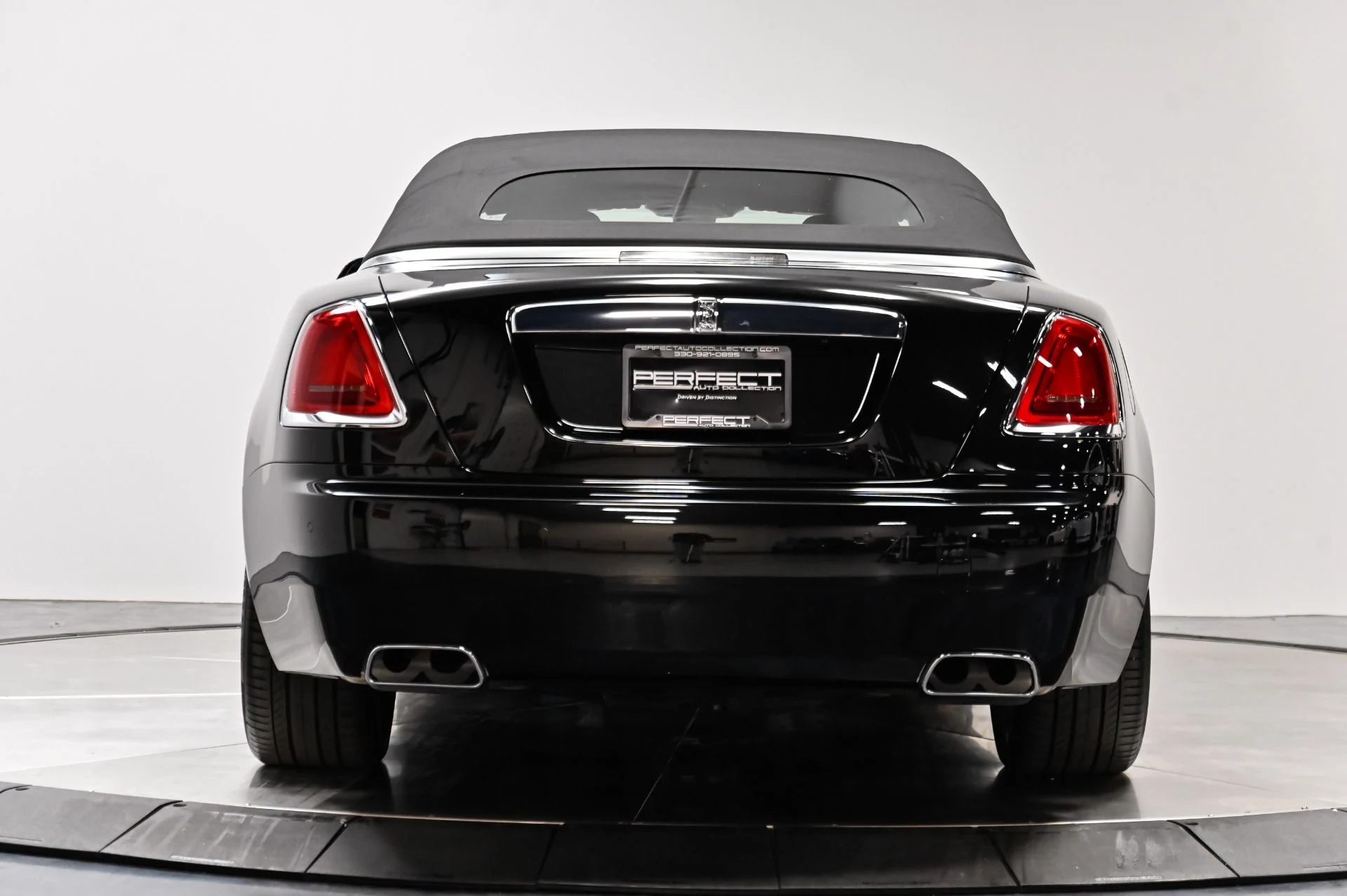 mph029_2176723052_Used_2017_Rolls_Royce_Dawn_Base_1789749608_0a70993c5d