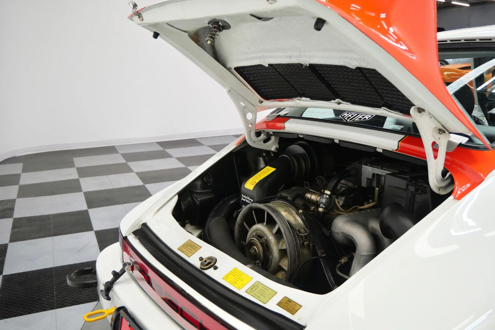 mph029_2178891582_Used_1984_Porsche_911_Ro_W_Rallye_Build_Spectacular_Inside_and_Out_1783533920_e60f937825