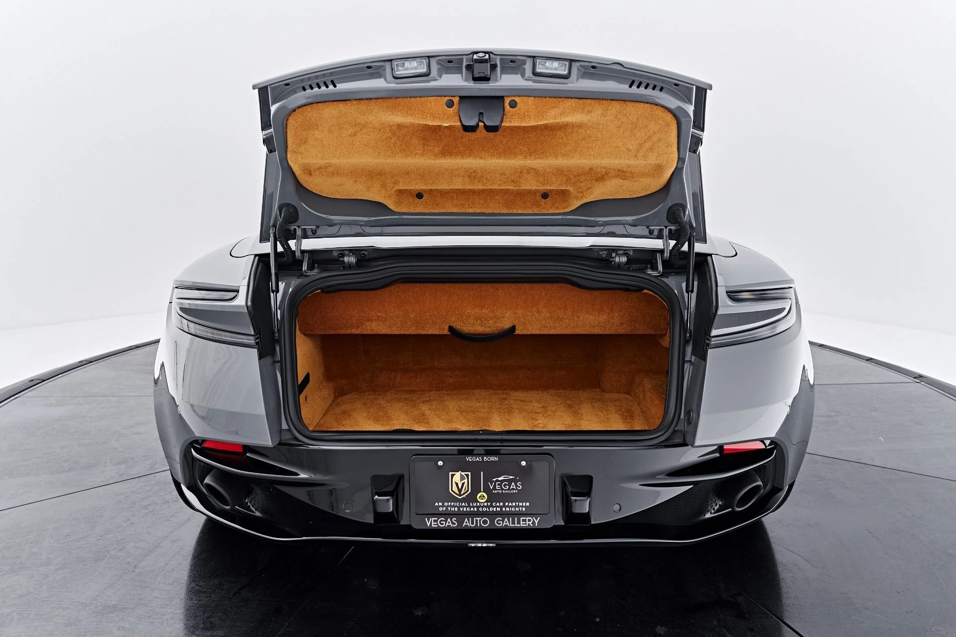 mph029_218765718_Used_2025_Aston_Martin_DB_12_Volante_1791997238_a1ea177fd3