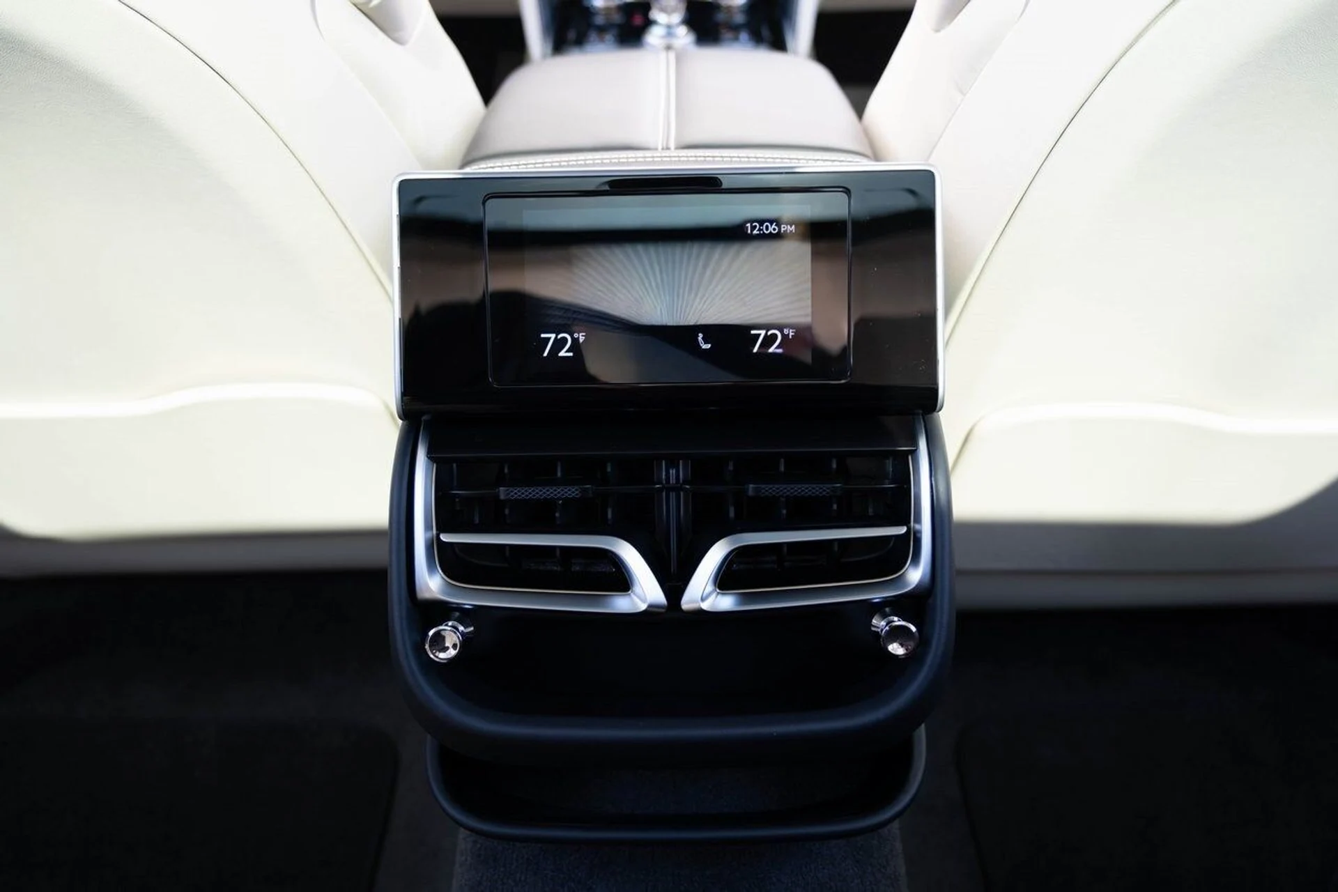 mph029_2188271894_dd3a48dea96bc58461a617aa81ba52a4x_925cff5c5a