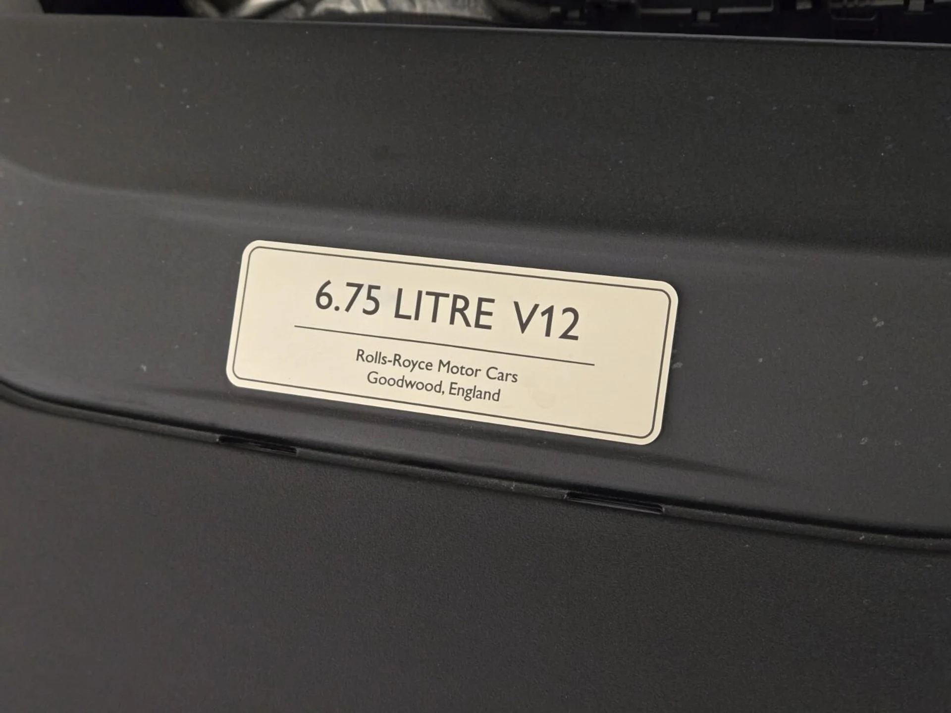 mph029_2189995879_Used_2025_Rolls_Royce_Ghost_1769583068_13f0a9f6ac