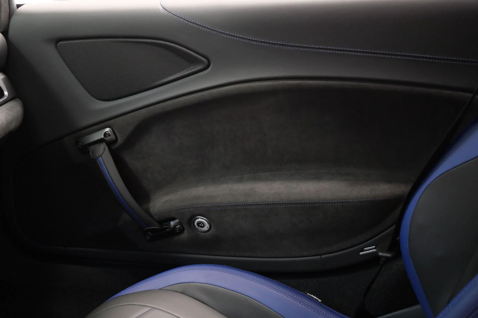 mph029_2190523205_Used_2023_Maserati_MC_20_Factory_Matte_Paint_Extended_Leather_and_Alcantara_Interior_1773426820_6ae8355663