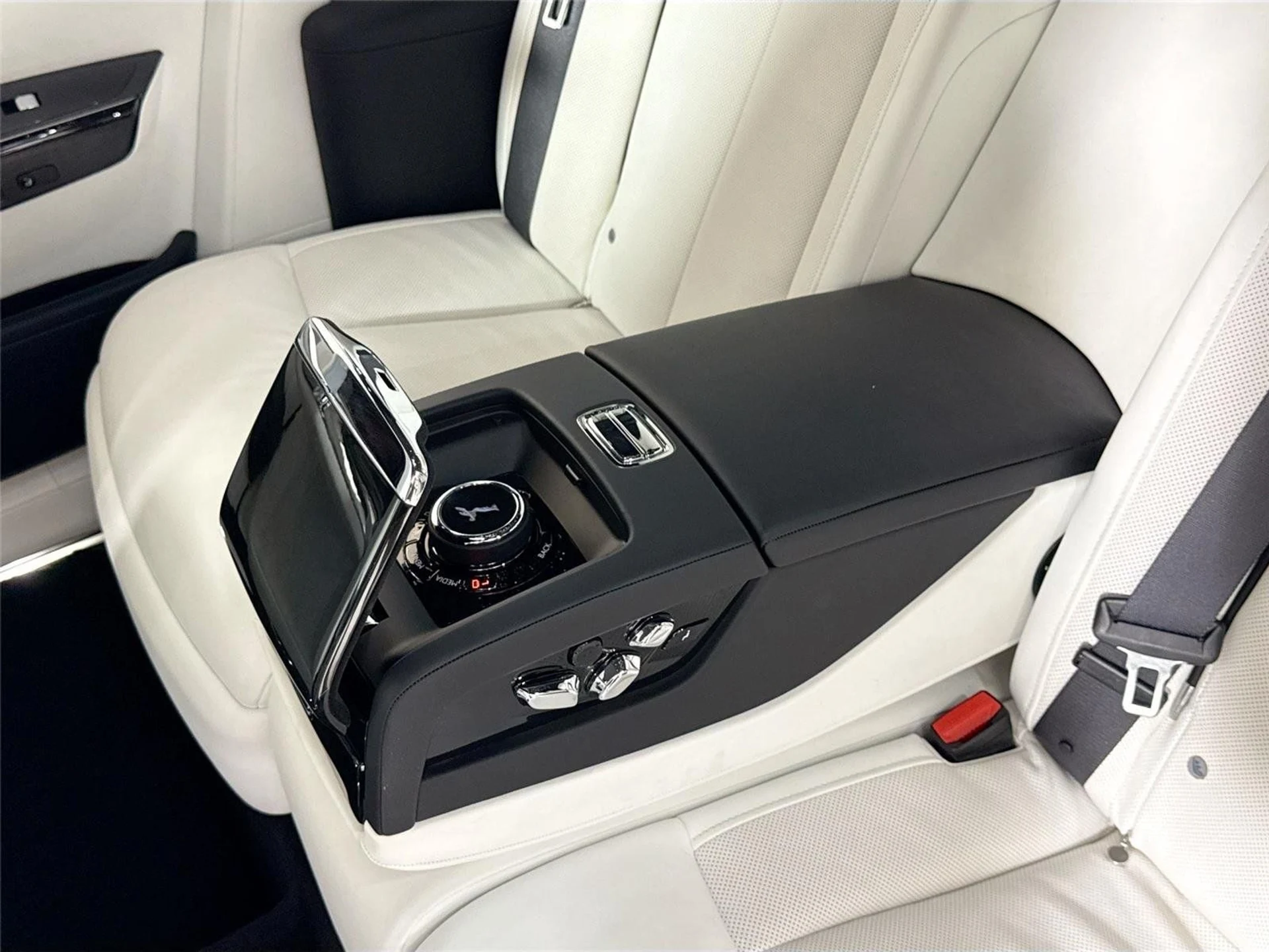 mph029_2193840344_c265c6d88916797374153b81469fd6c1_99f6284aef