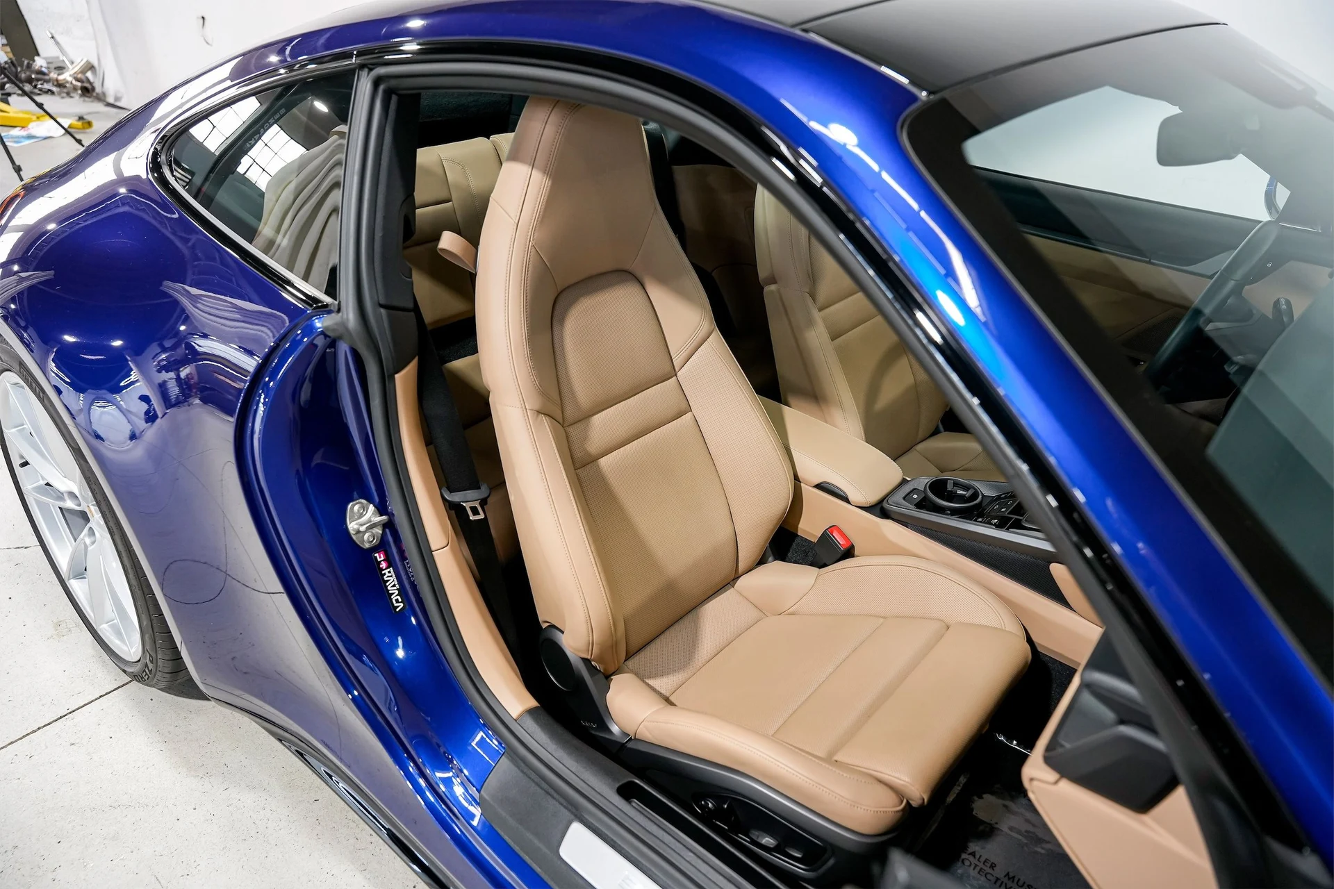 mph029_2199479363_6638d6319356662b3cad8456e84b1684x_e5fcc47728