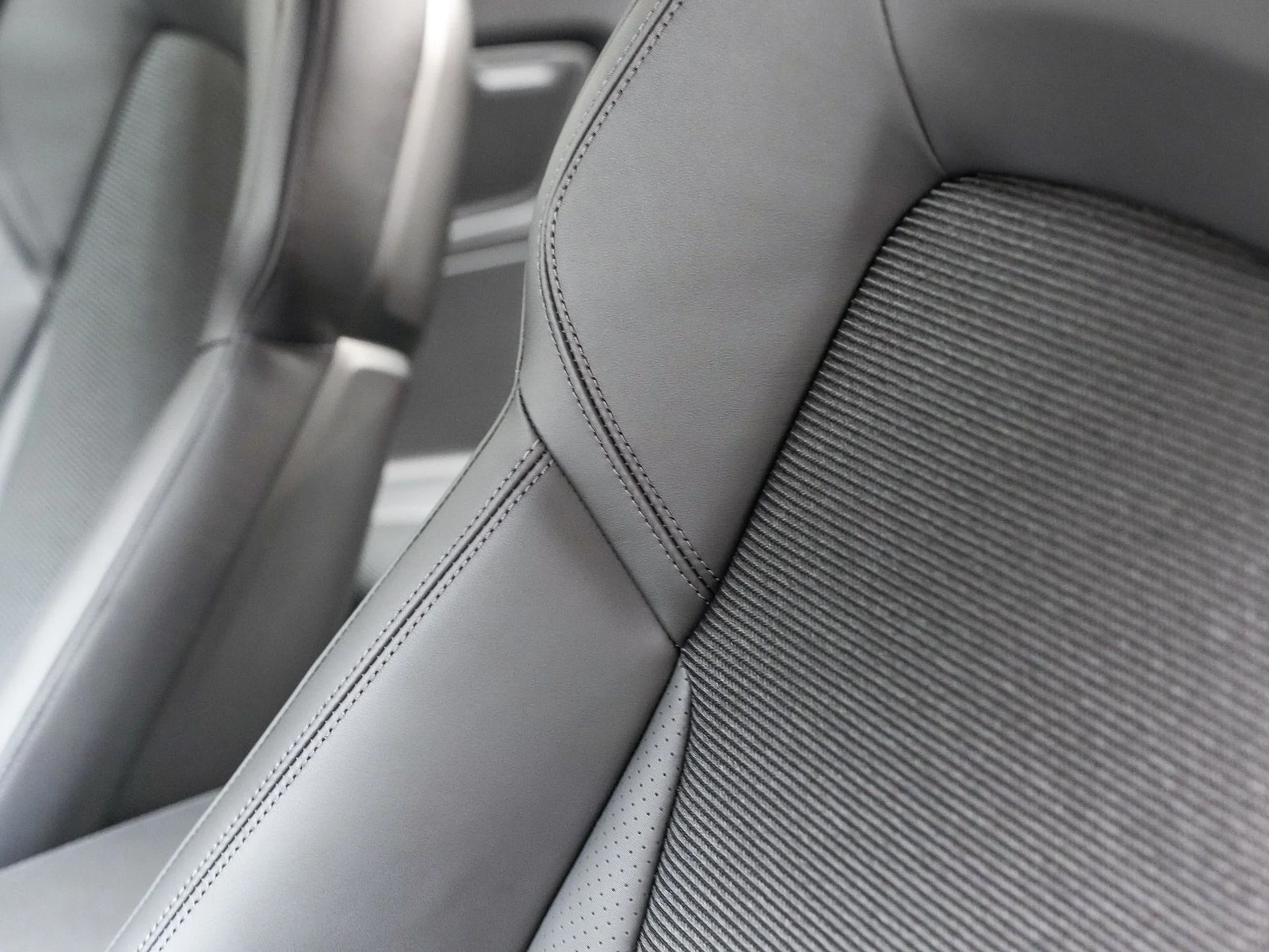 mph029_2206085324_ca8af5fd7e15b00bccd925659cef4fc2x_7f4886bab2