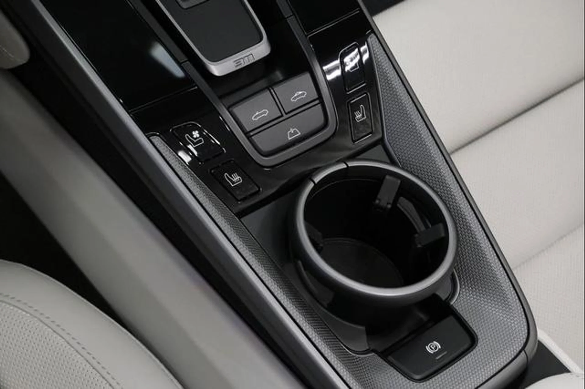 mph029_2217385441_DF_Ct6ww_B_Vv6bw3_Xj_G_Xlu_F75xr_Nk_07b81630d3