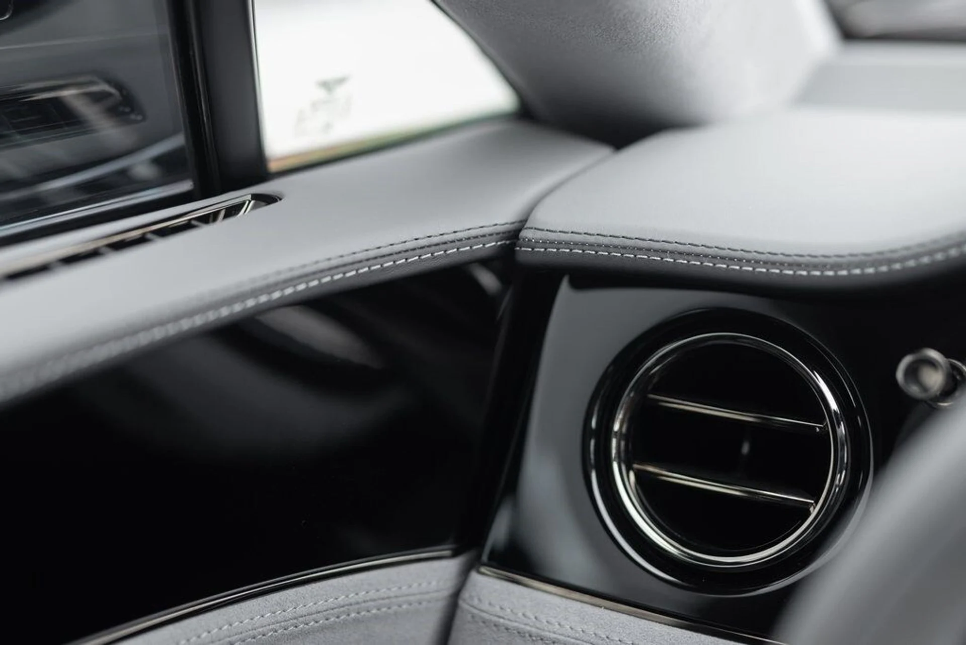 mph029_2219975176_23f1ff0e76aa47ad21faf86b31c0e09fx_2debdb6940