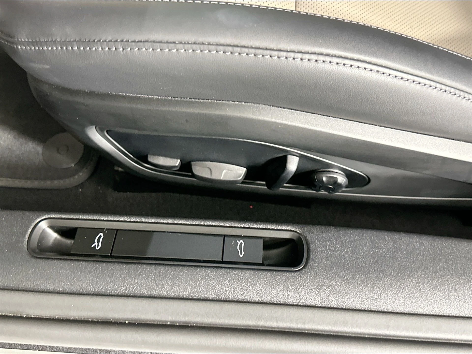 mph029_2225706230_87053b1991a78d61b11cfe58f478b2b8_61ac97500b