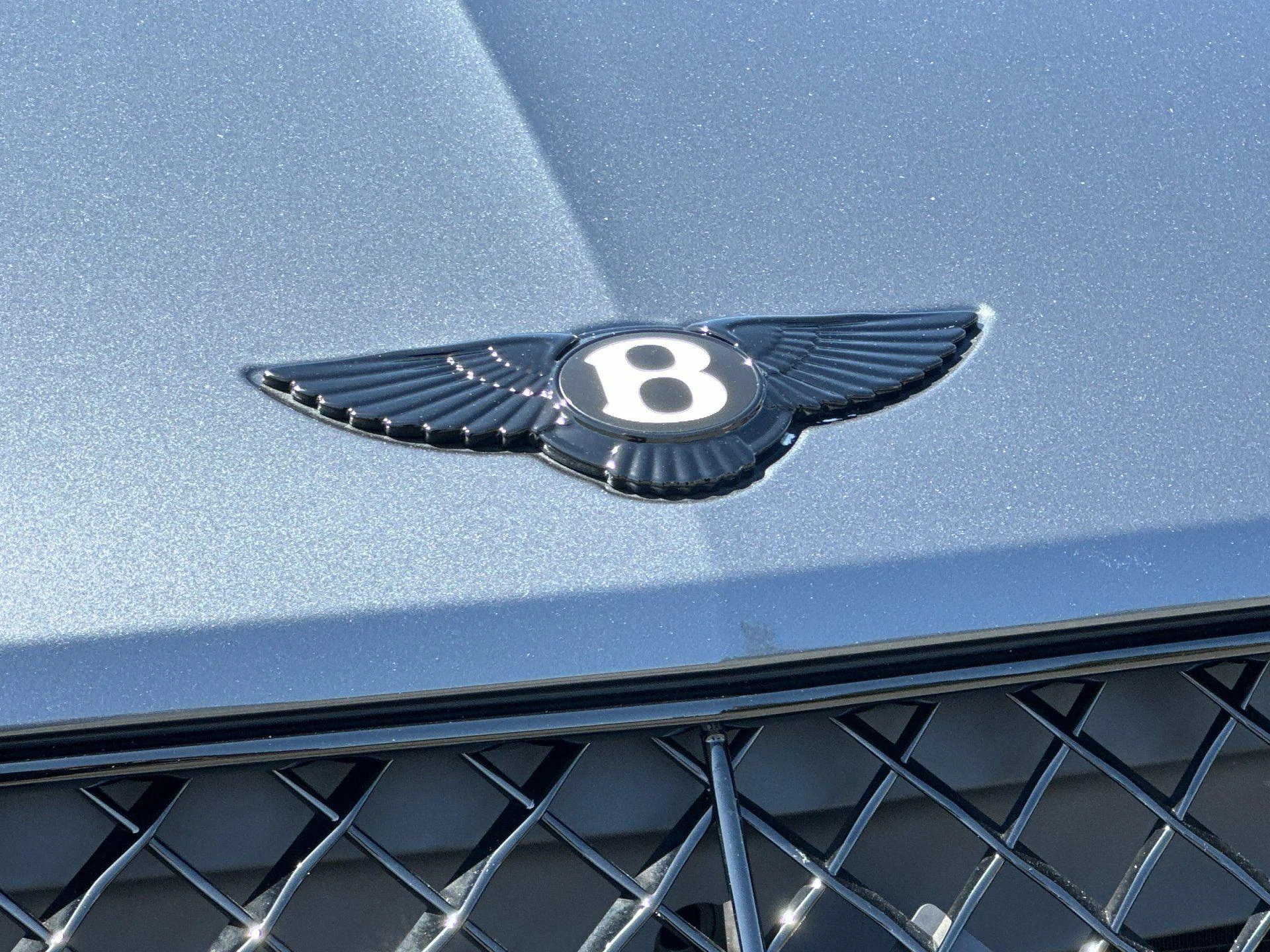mph029_2226917873_New_2026_Bentley_Bentayga_EWB_1777641563_14764c26a9