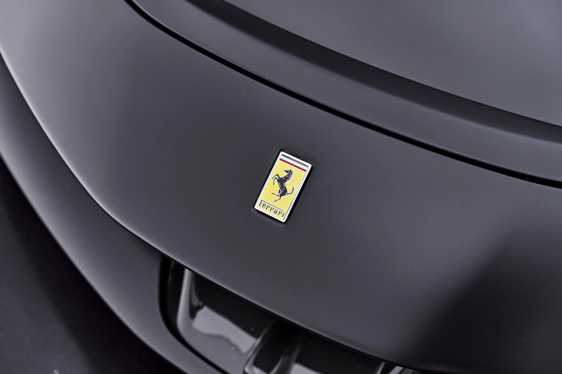 mph029_2232393456_Used_2024_Ferrari_SF_90_Spider_Base_1785520184_894916c1c0