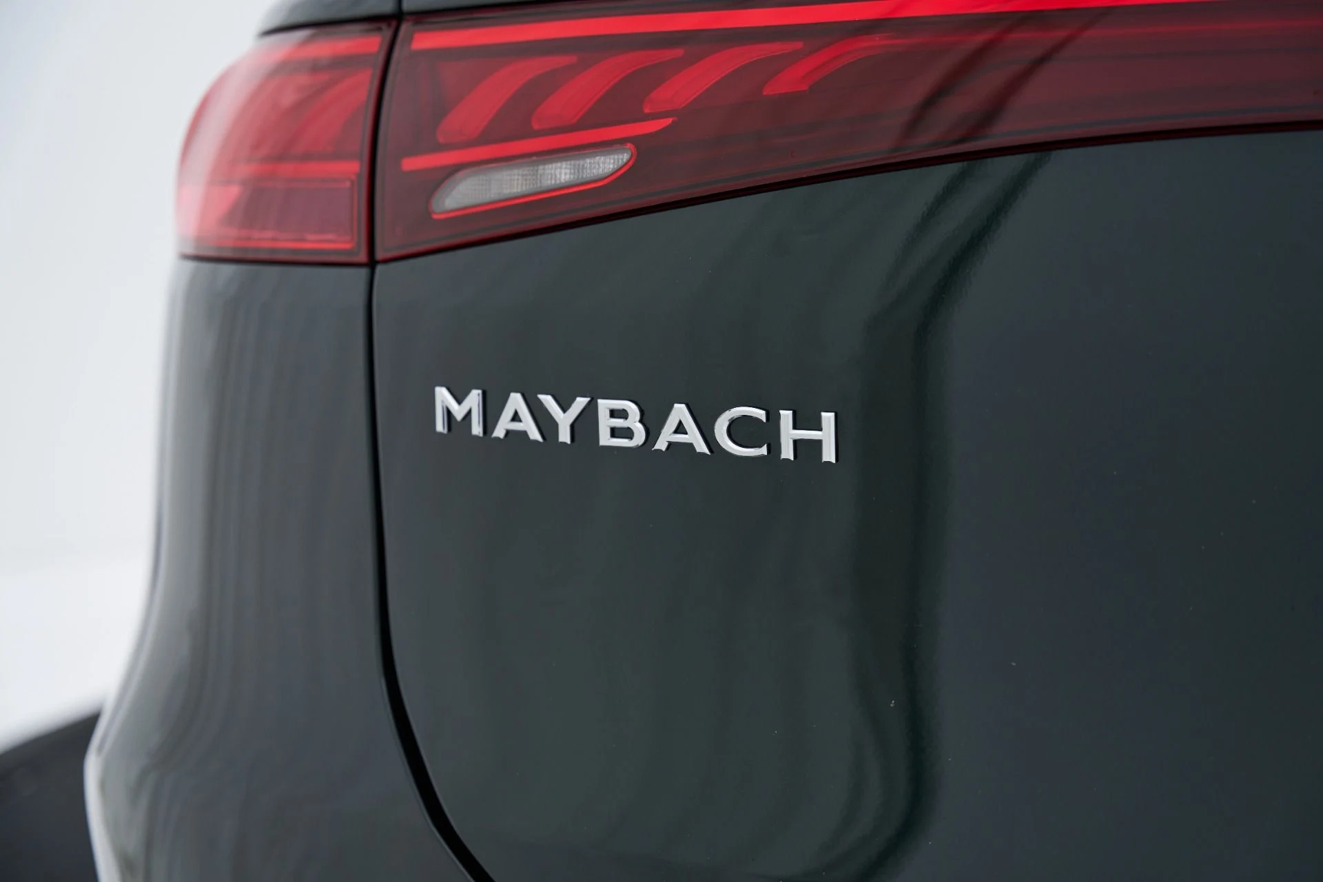 mph029_2237961570_Used_2024_Mercedes_Benz_EQS_Maybach_EQS_680_1793317169_c3820f3900