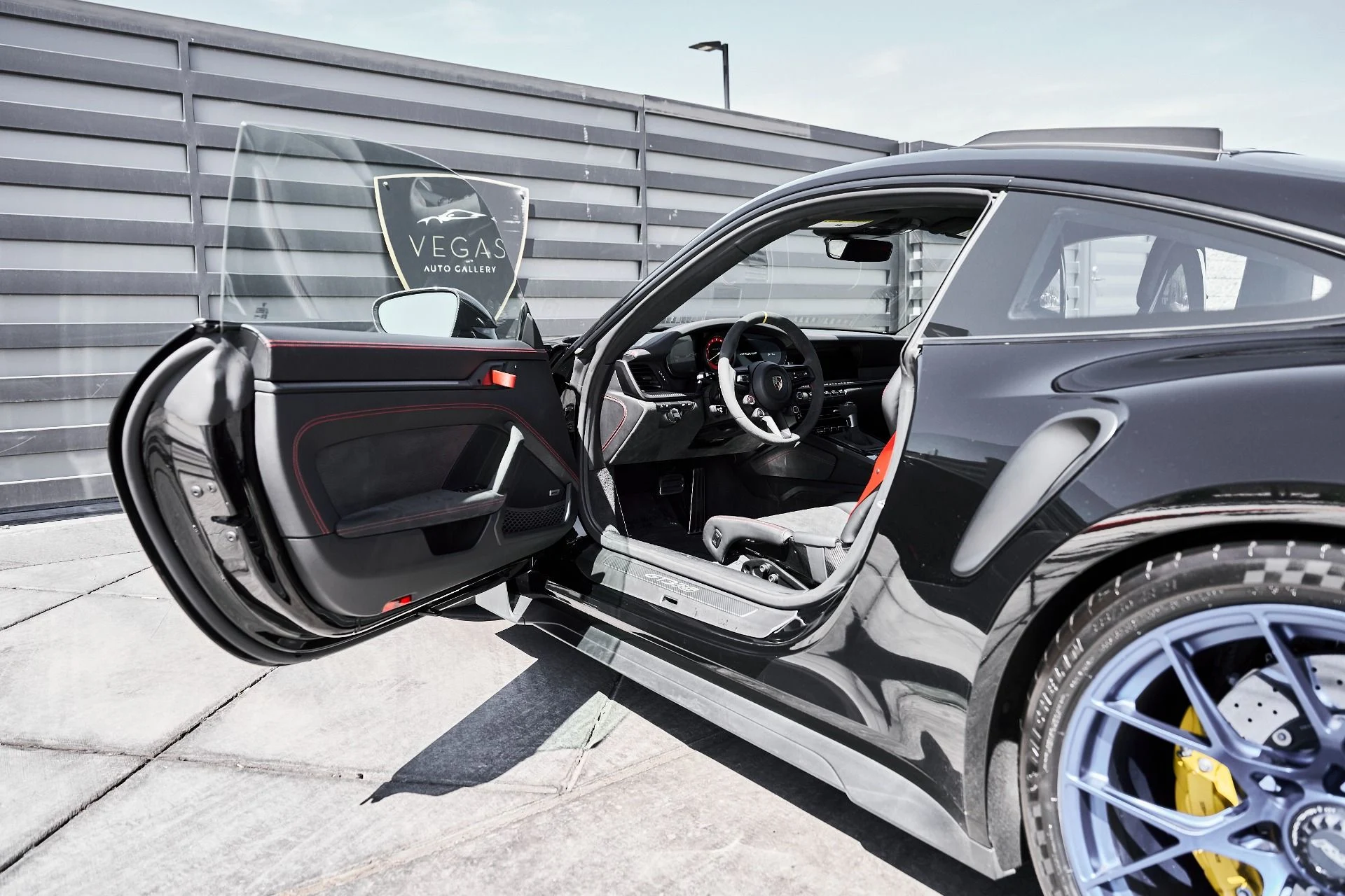 mph029_2243091785_Used_2024_Porsche_911_GT_3_RS_1775094528_7c463b4ea3