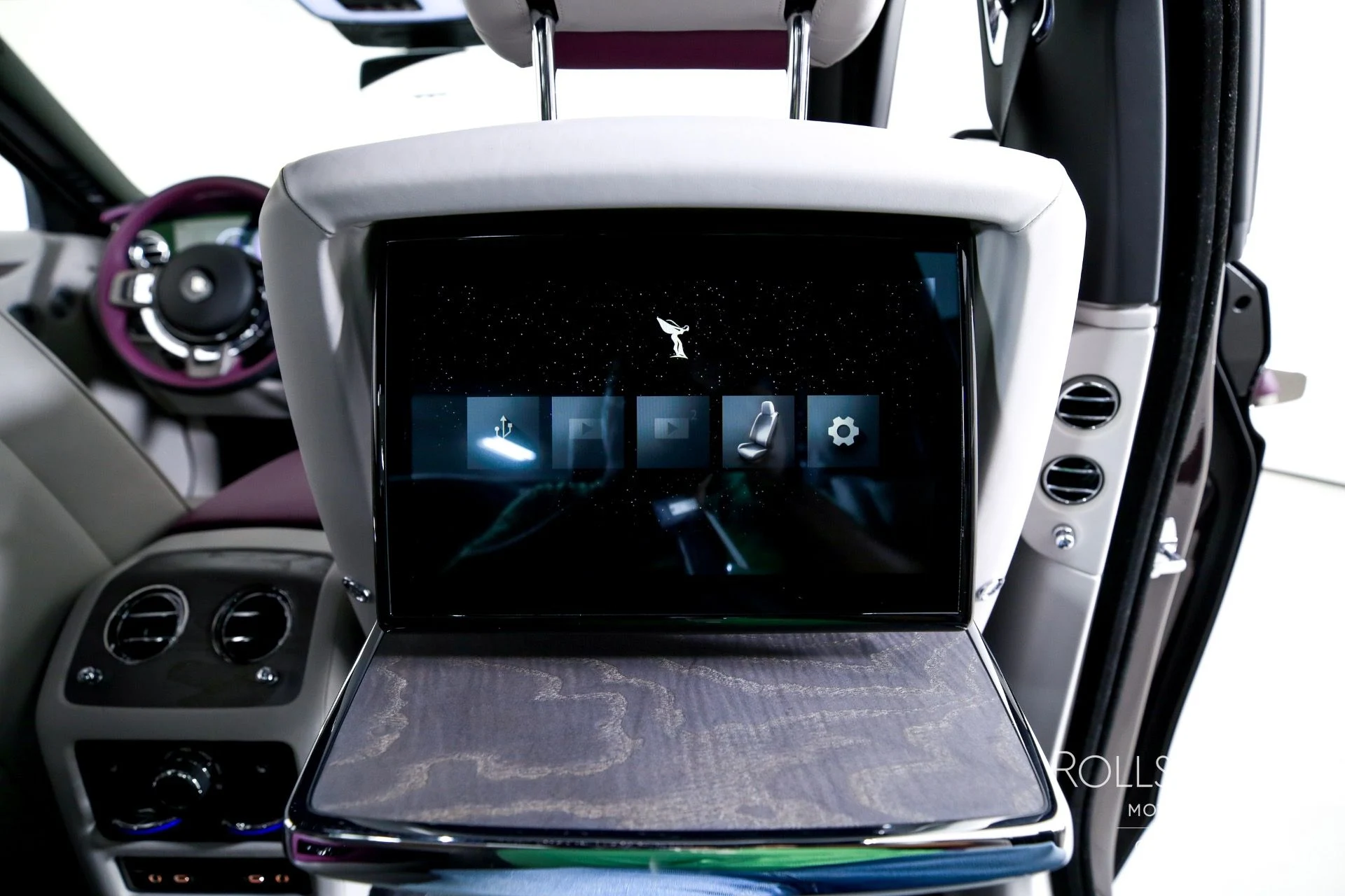 mph029_2251118547_Used_2025_Rolls_Royce_Ghost_1759510199_97f5b1508c