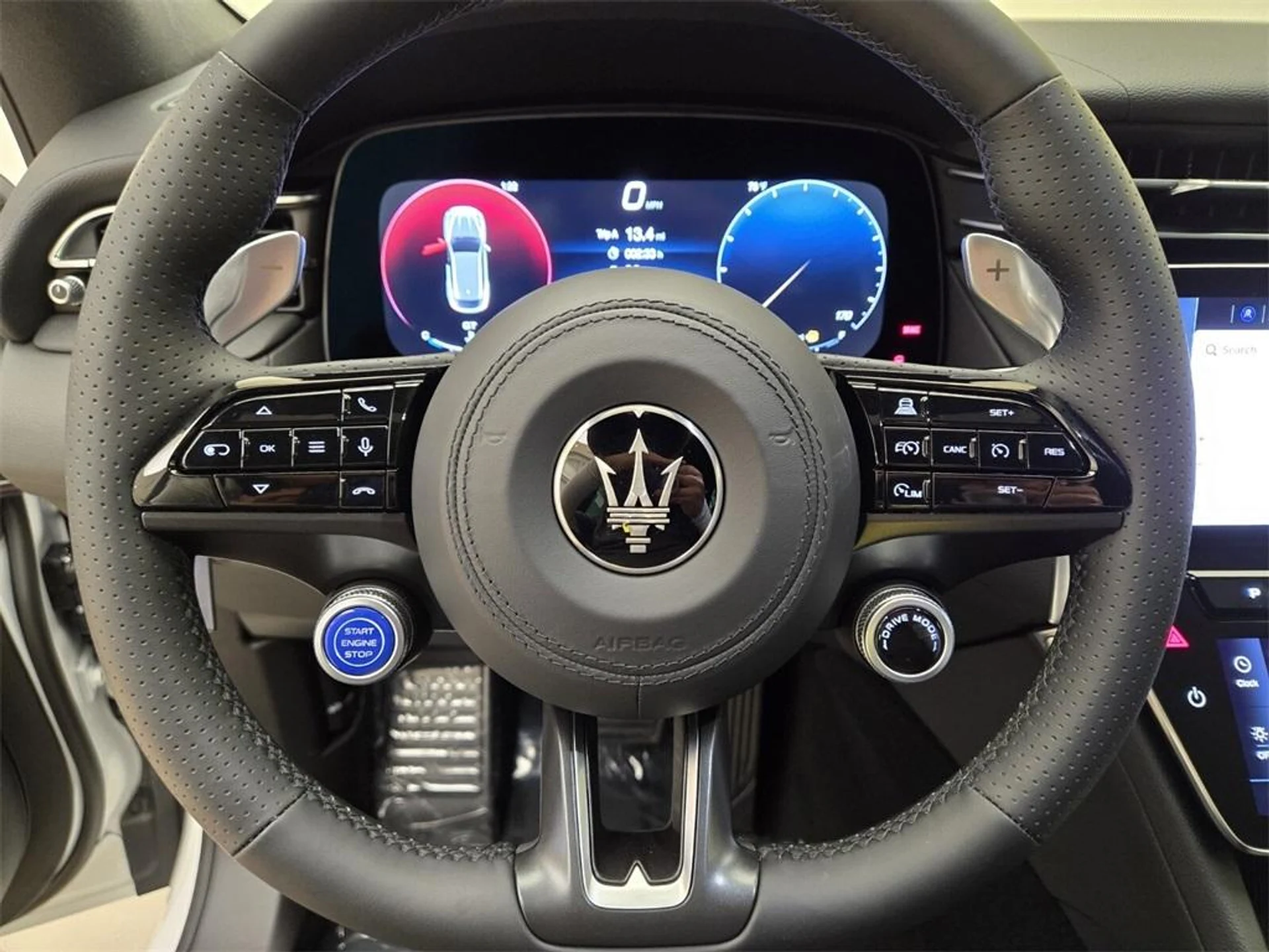 mph029_2255306188_Used_2024_Maserati_Grecale_GT_1718809591_25e426b3ae