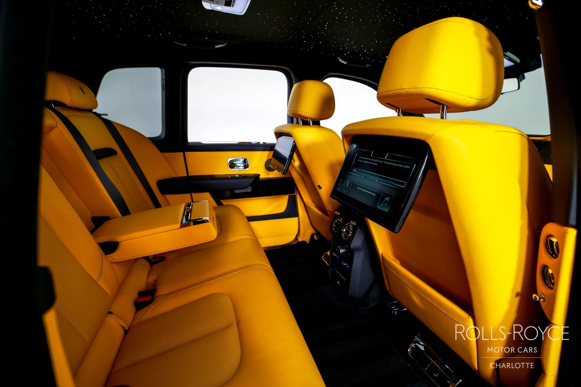 mph029_2265228363_Used_2024_Rolls_Royce_Cullinan_1764777967_ea39aa450c