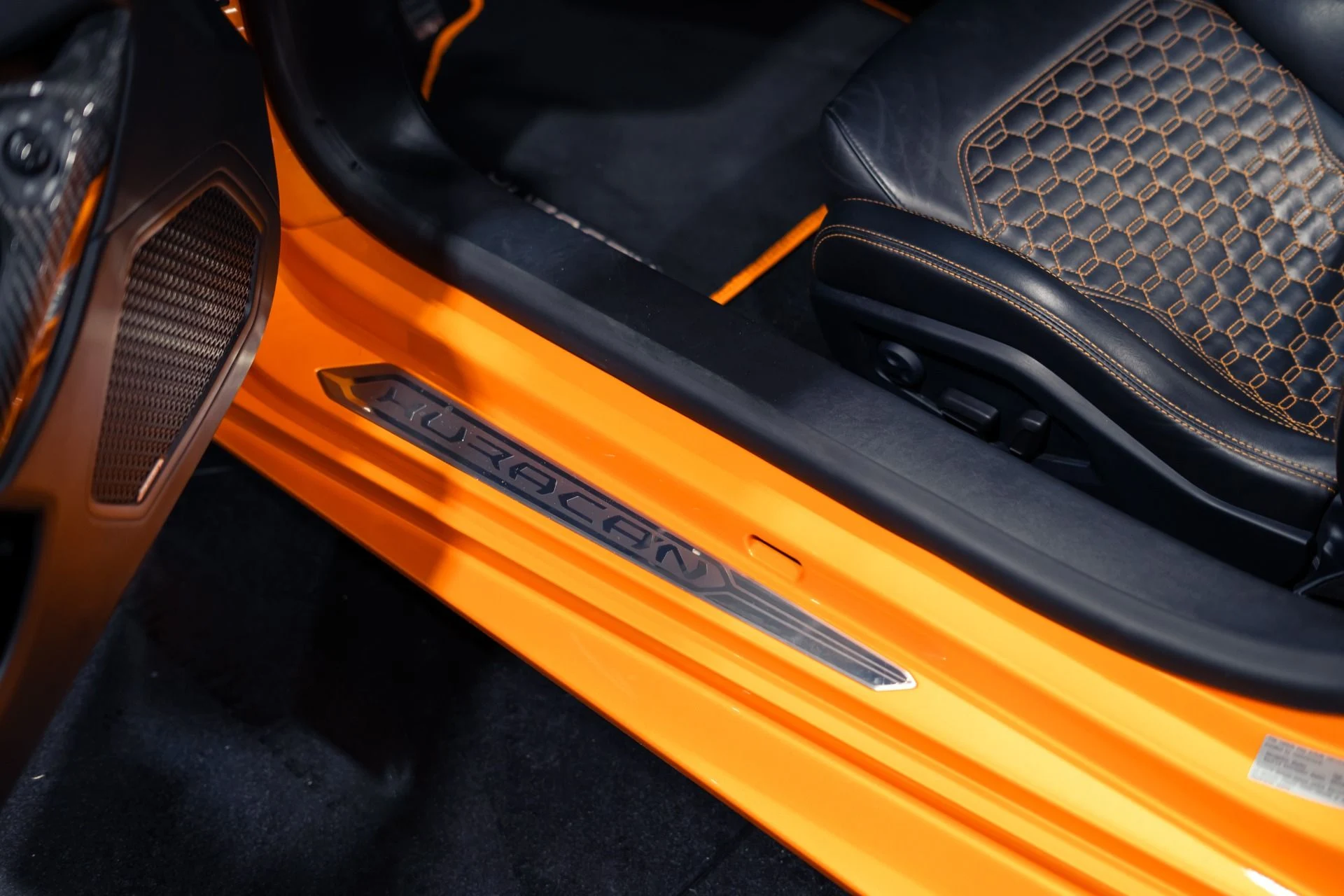 mph029_2271058238_Used_2017_Lamborghini_Huracan_LP_610_4_Spyder_1780761018_cceb0d71d4