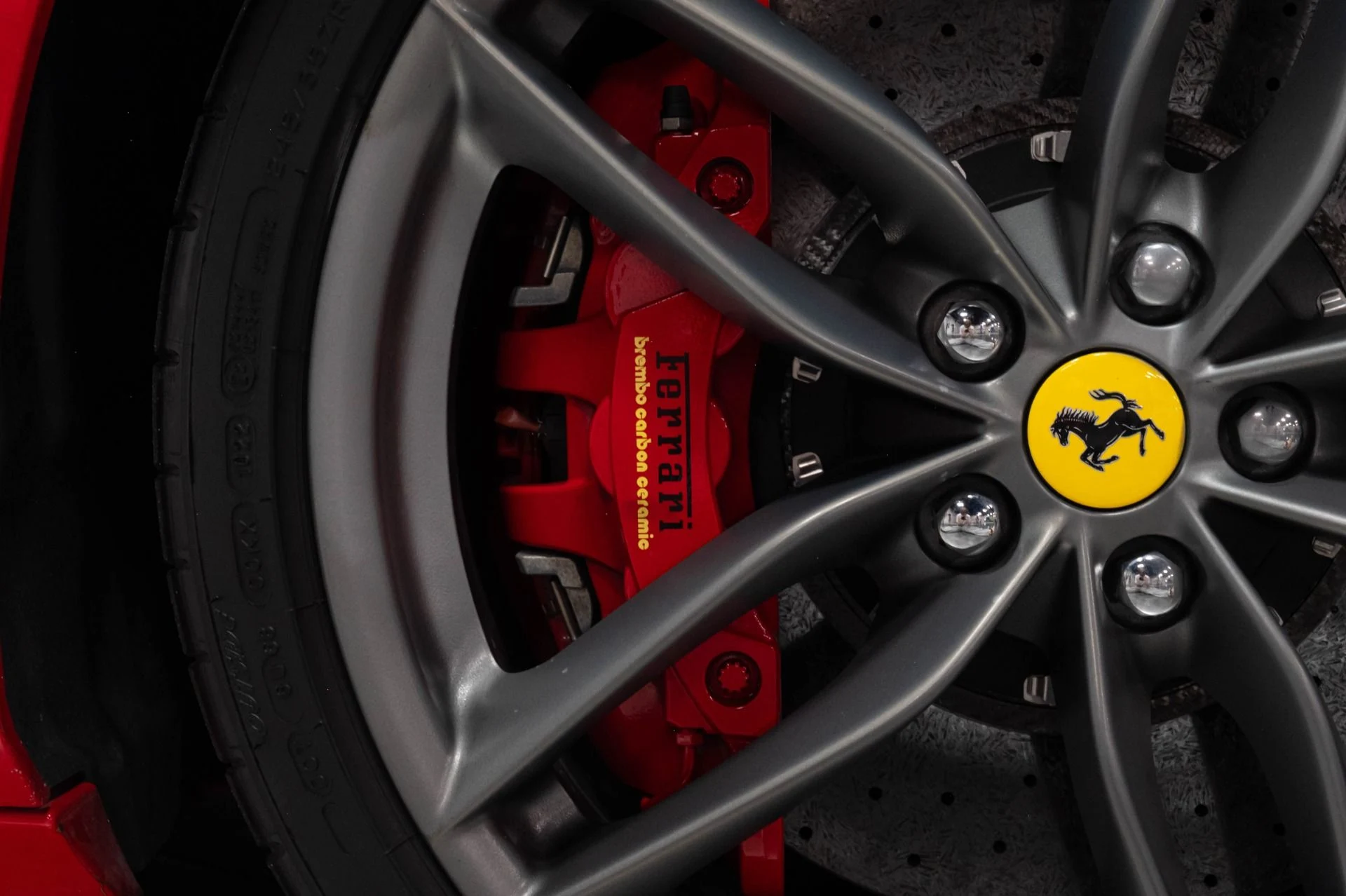 mph029_2273680808_Used_2018_Ferrari_488_GTB_1785189078_6897265003