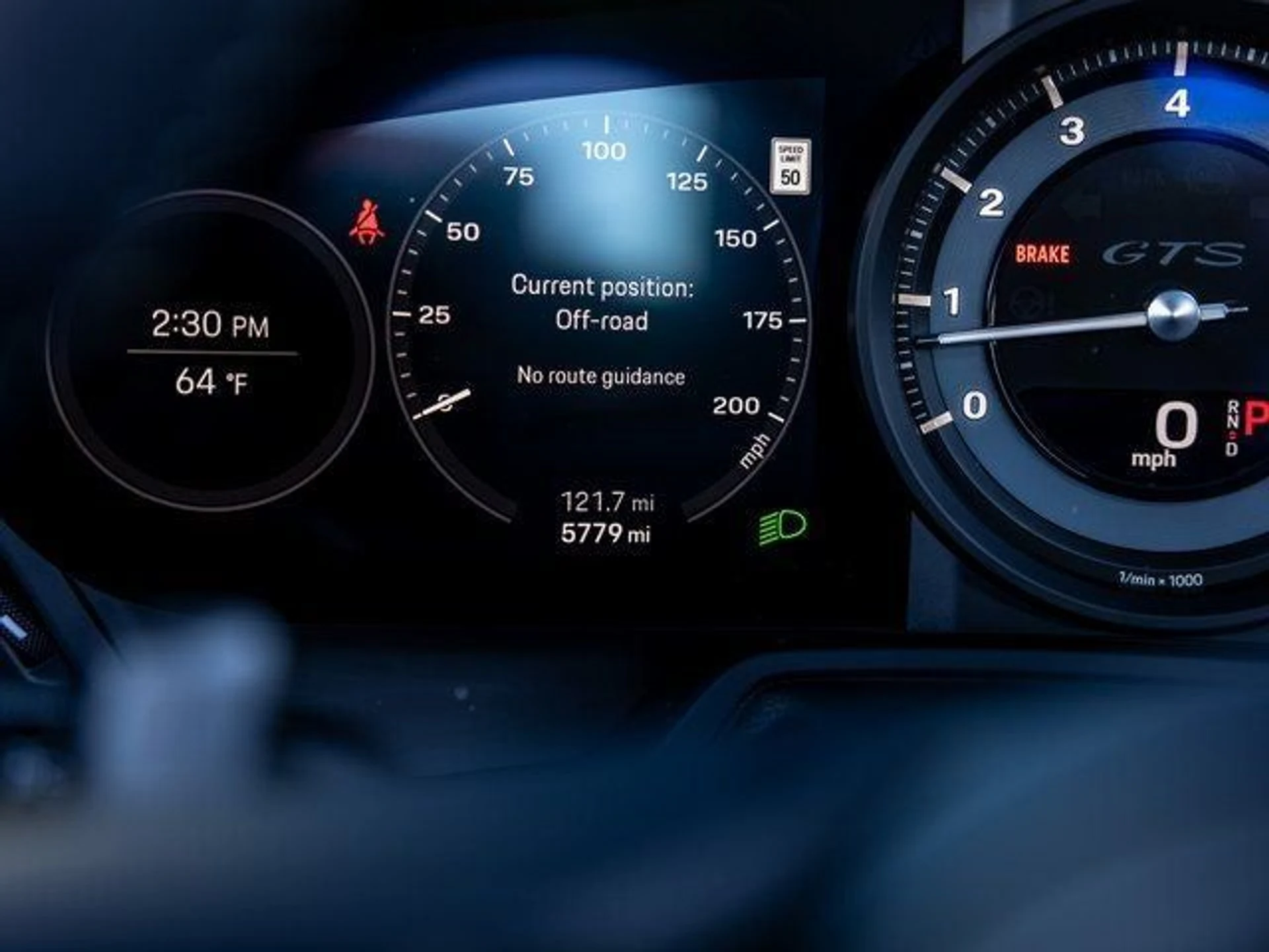 mph029_2274615955_30_acaec70090