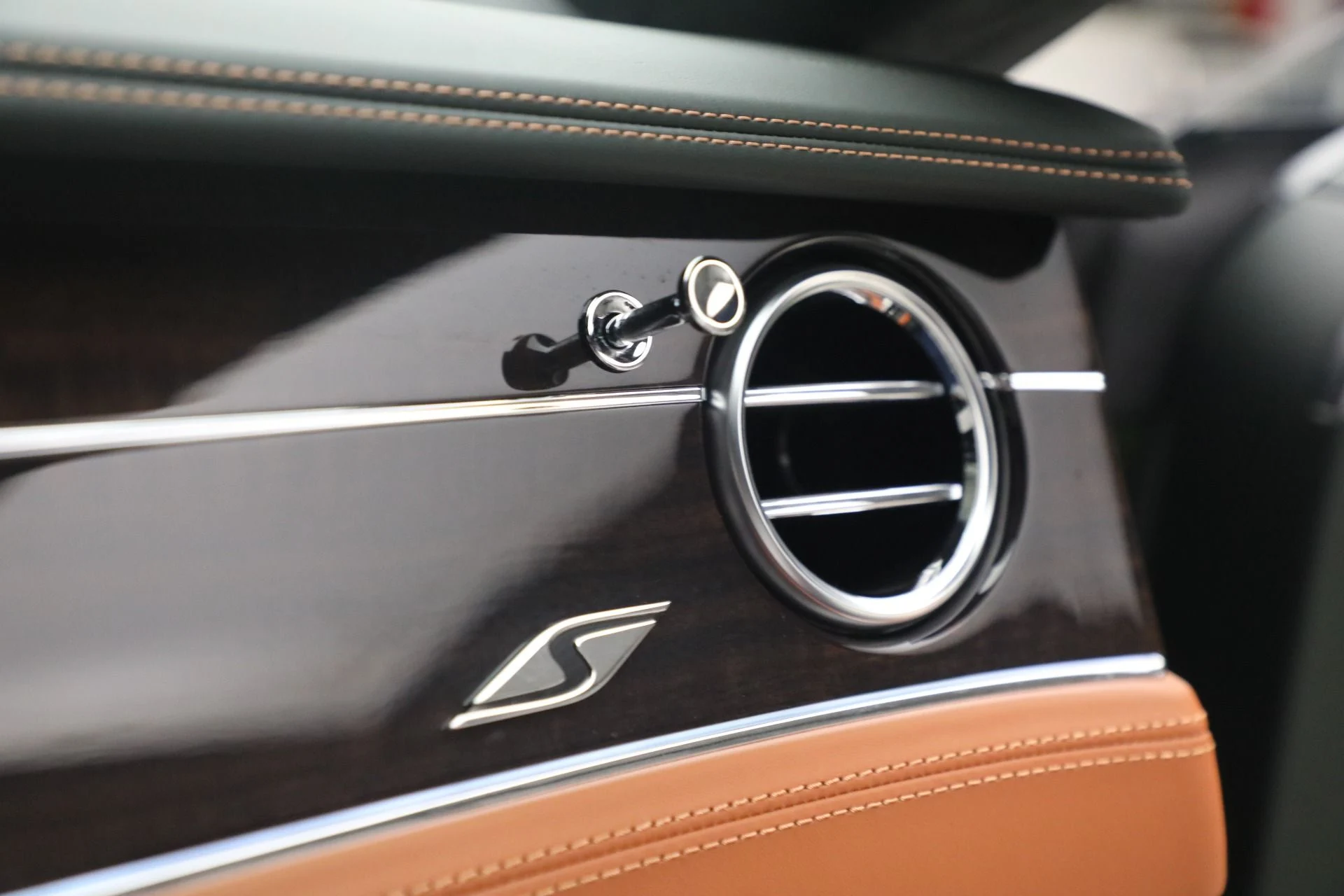mph029_2279401542_Used_2023_Bentley_Continental_GT_S_V8_be633d042a