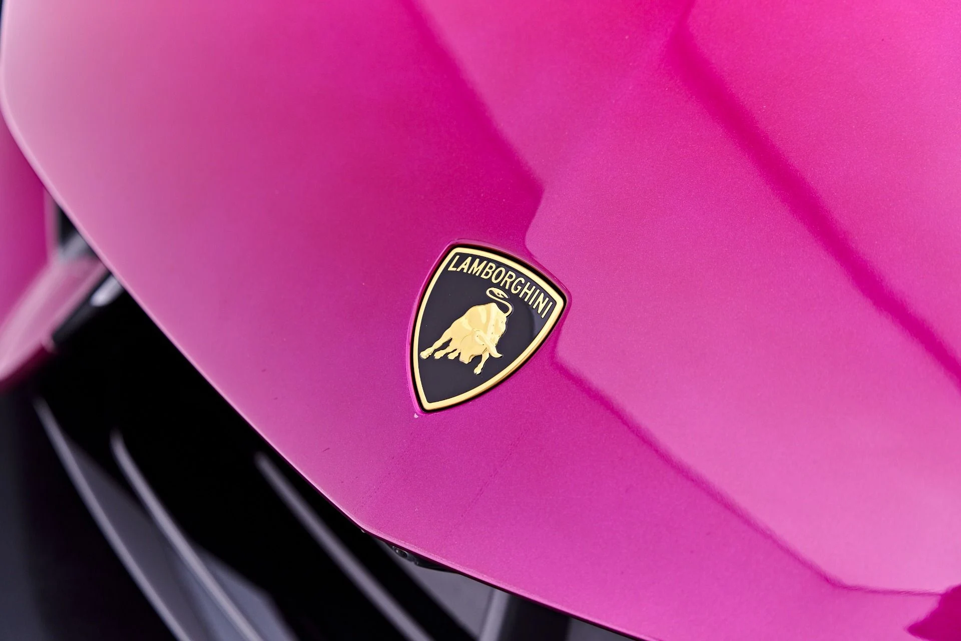 mph029_2280183098_Used_2025_Lamborghini_Revuelto_Base_1782965034_700dbb0dd5