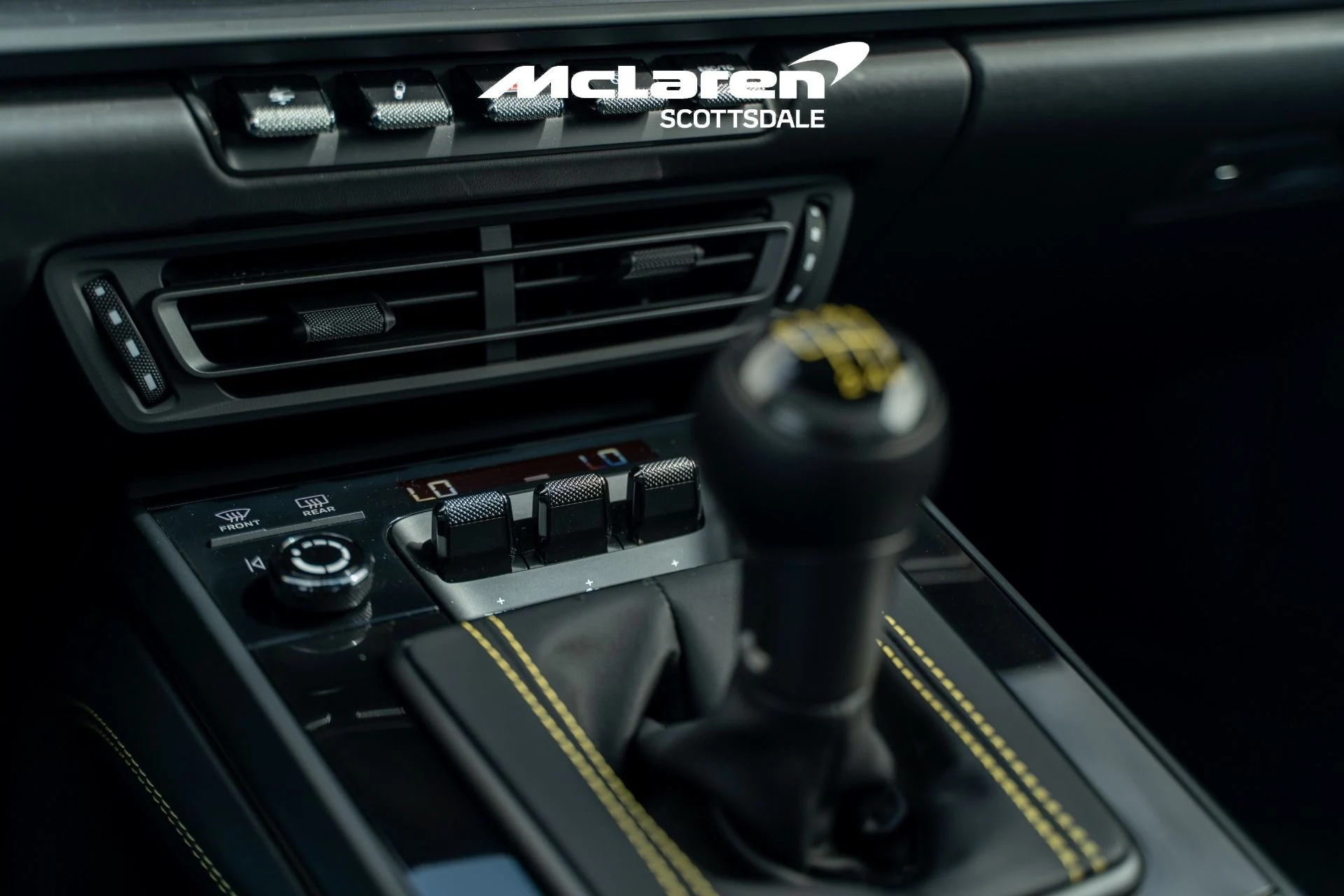mph029_2281714760_Used_2023_PORSCHE_911_GT_3_Touring_1757087952_6f7e8d1dba