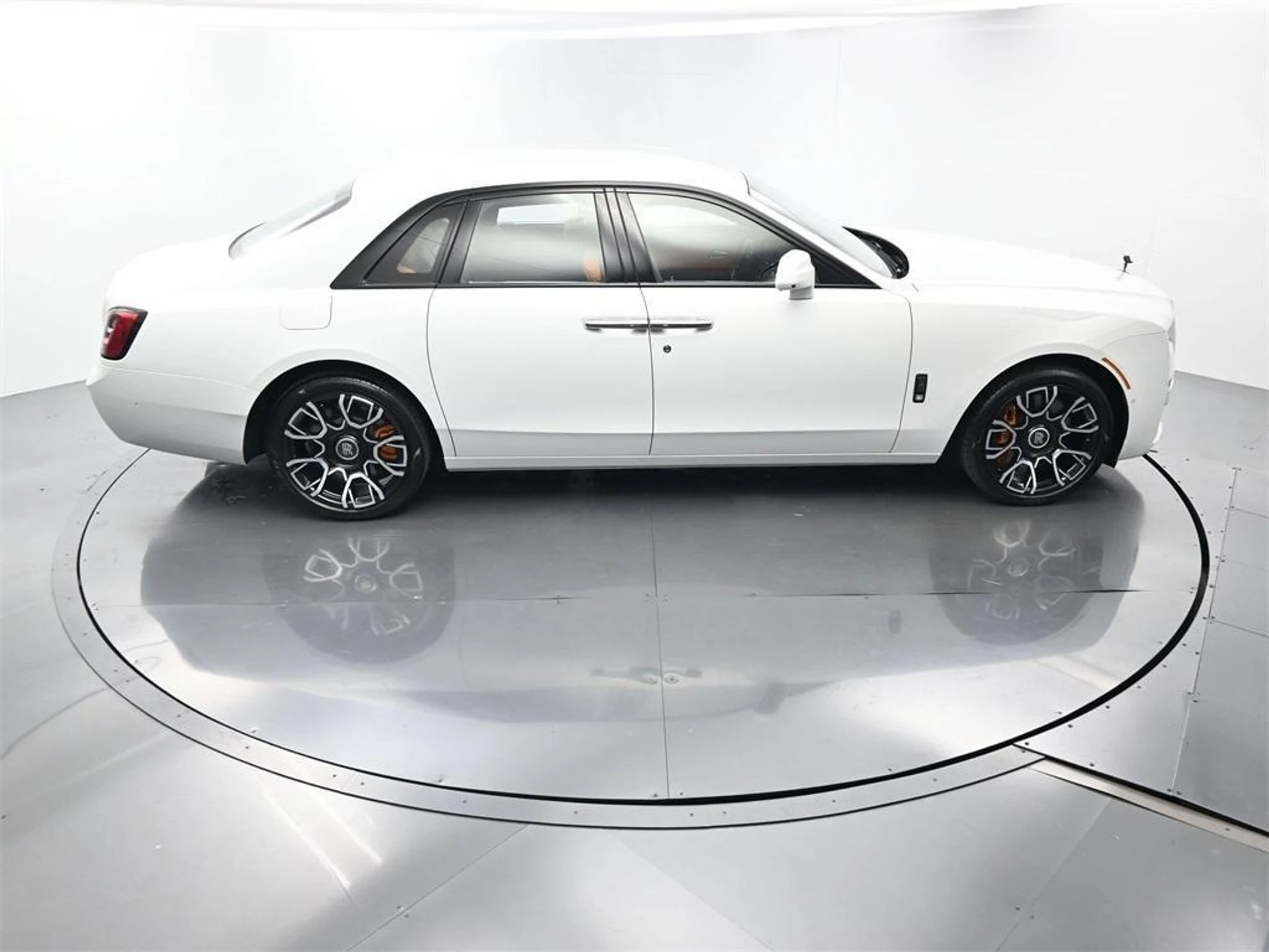 mph029_228365969_3u59_Owi9_Wx8h_S74k0_T7o3_SR_U28_c9a5f2a131