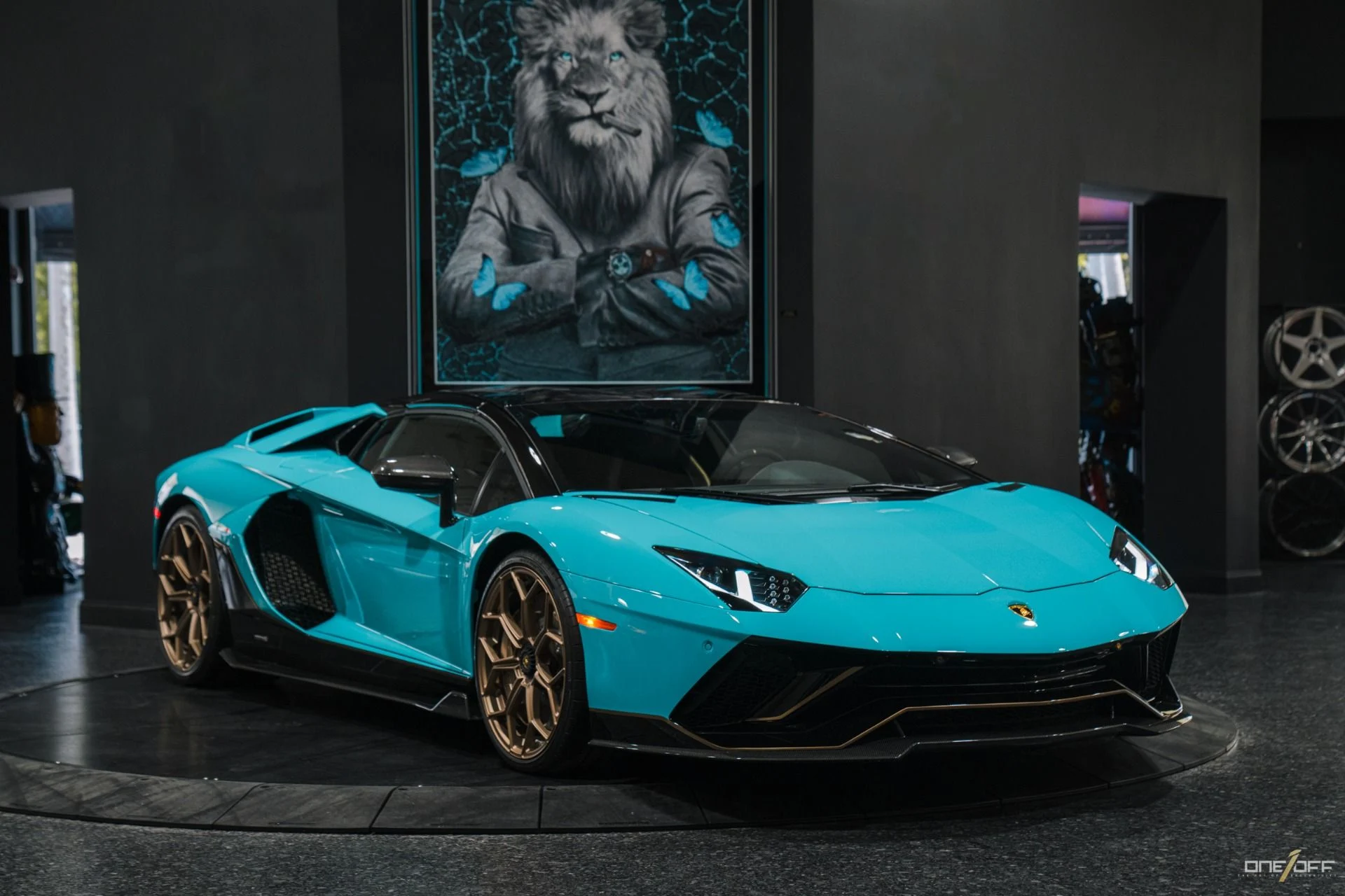 mph029_2285322297_Used_2022_Lamborghini_Aventador_LP_780_4_Ultimae_Roadster_620_K_MSRP_in_Blu_Glauco_1781987066_5ccb9bffb2