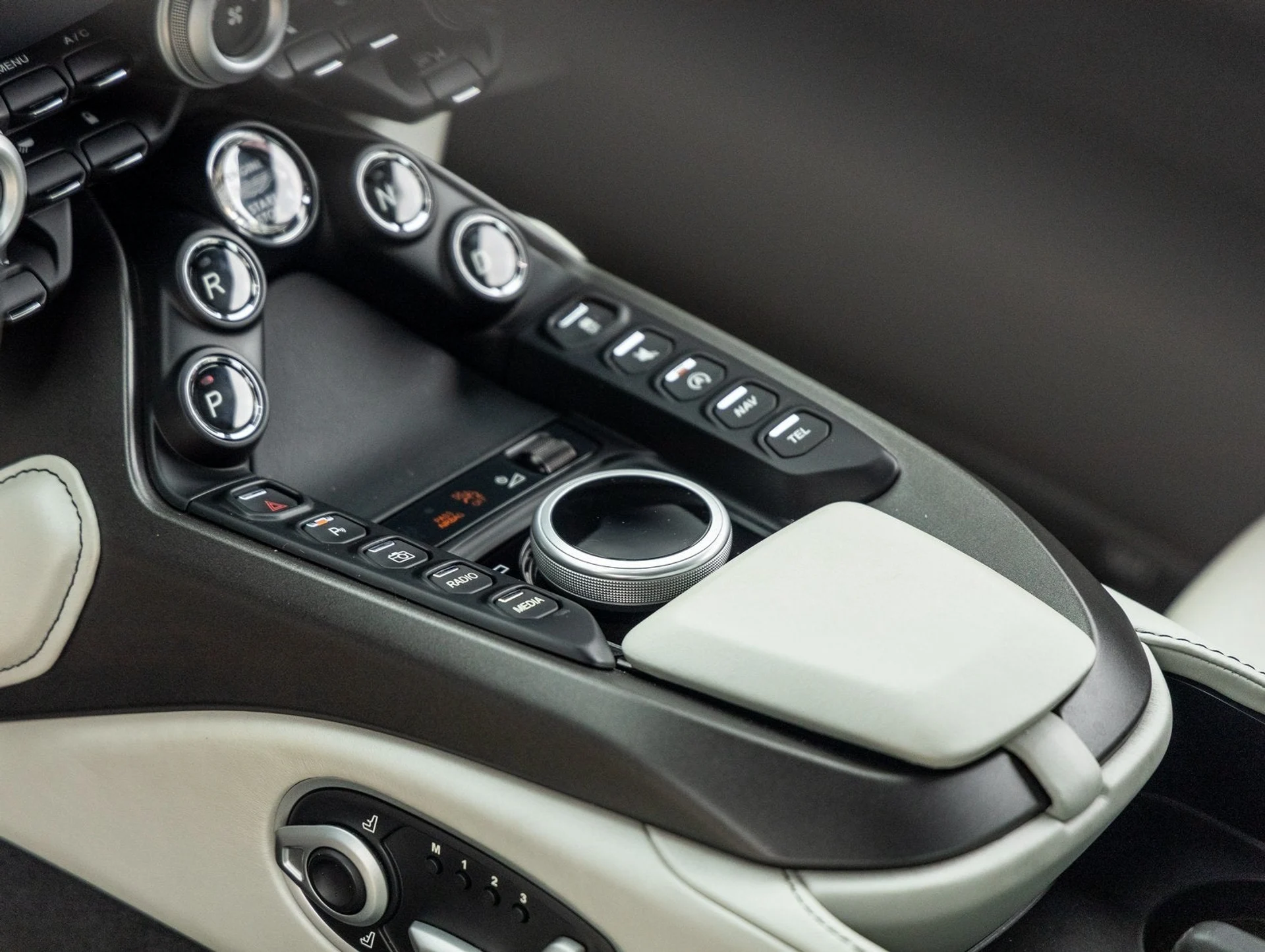 mph029_2290454390_30_8e9c1bd095