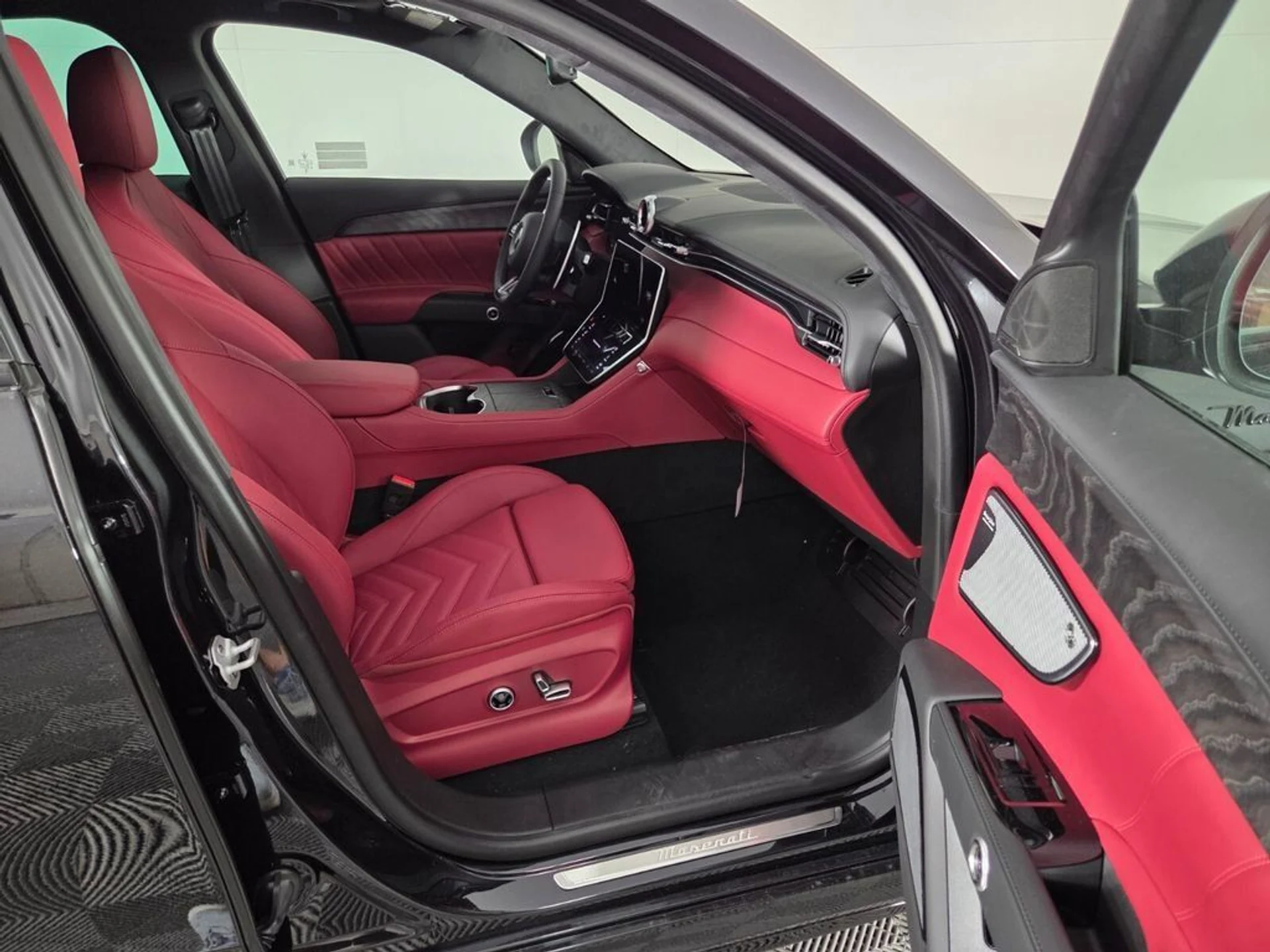 mph029_2304716097_1a2a9fee96c3da535007bd092fcc793b_41a944b072