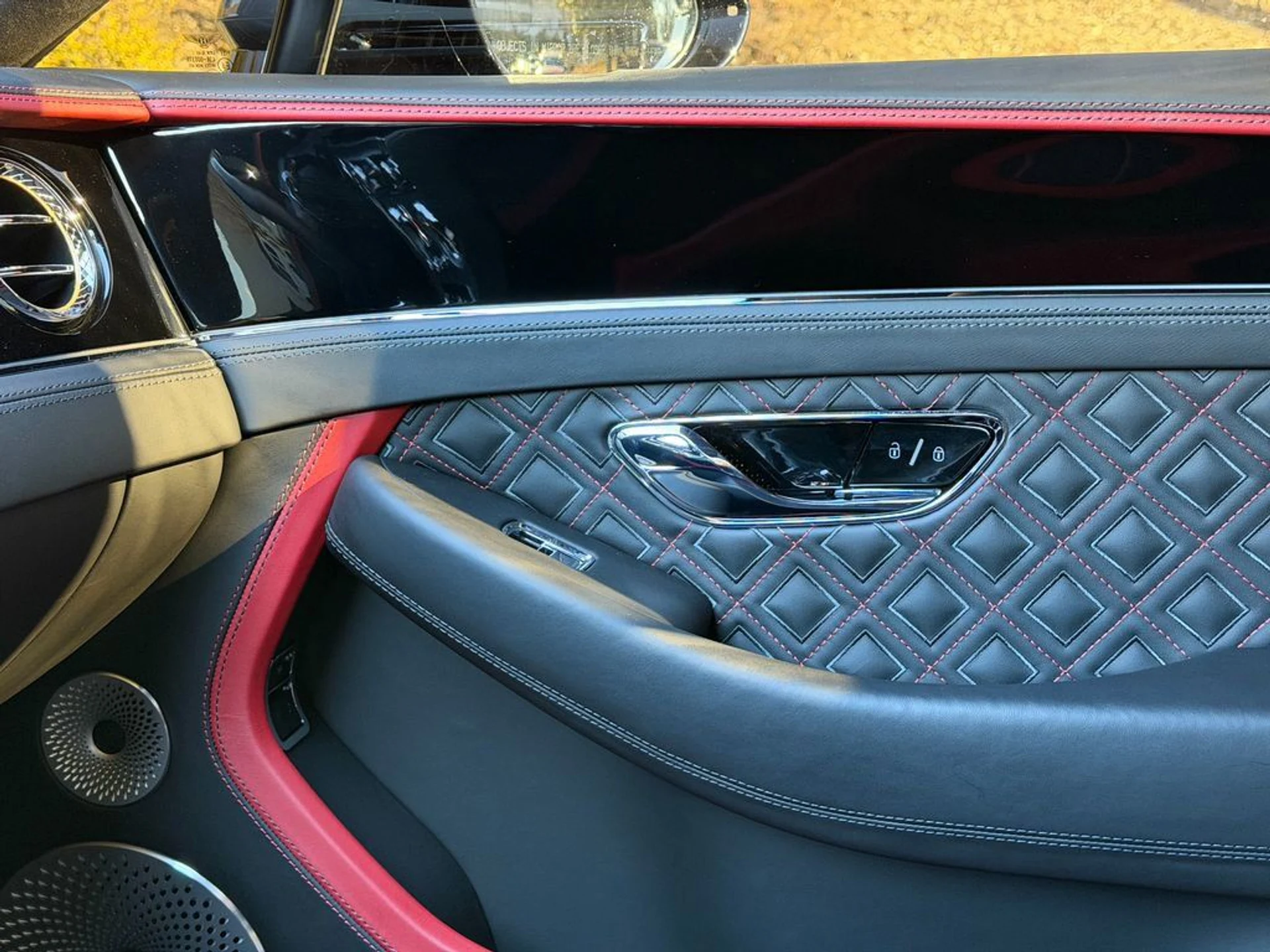 mph029_2306685228_ad1dfd0ca5284caf97824190817ee0e5_88621de9f1