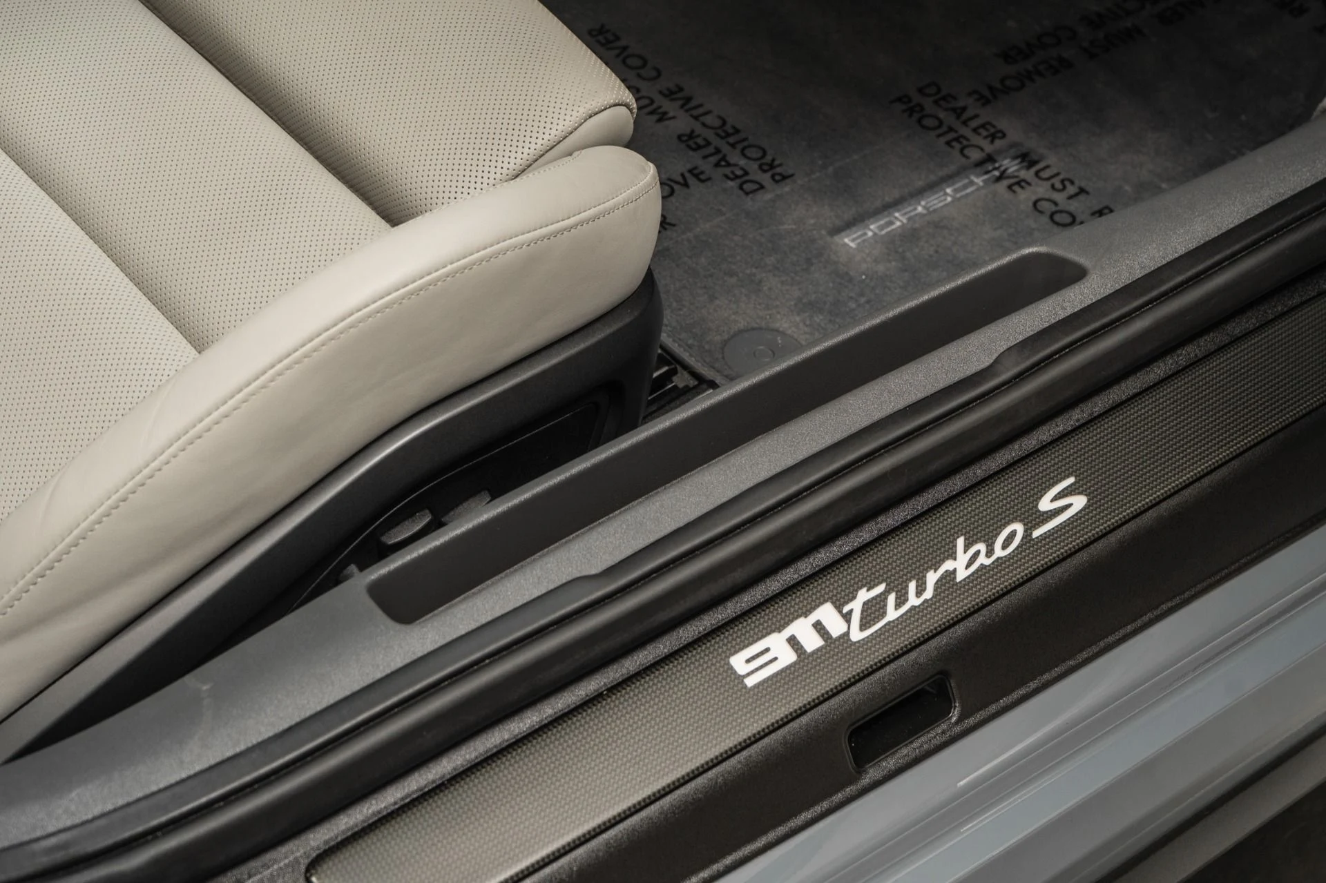 mph029_2317510380_Used_2023_Porsche_911_Turbo_S_Sport_Exhaust_Burmester_High_End_Audio_1765984738_3c3450d7ec