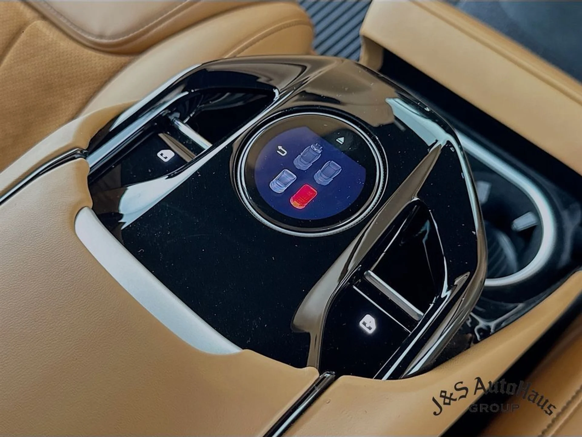 mph029_2320778048_4msrnx2c1vfoz5owpwt22q4e944n_cab2ac9281