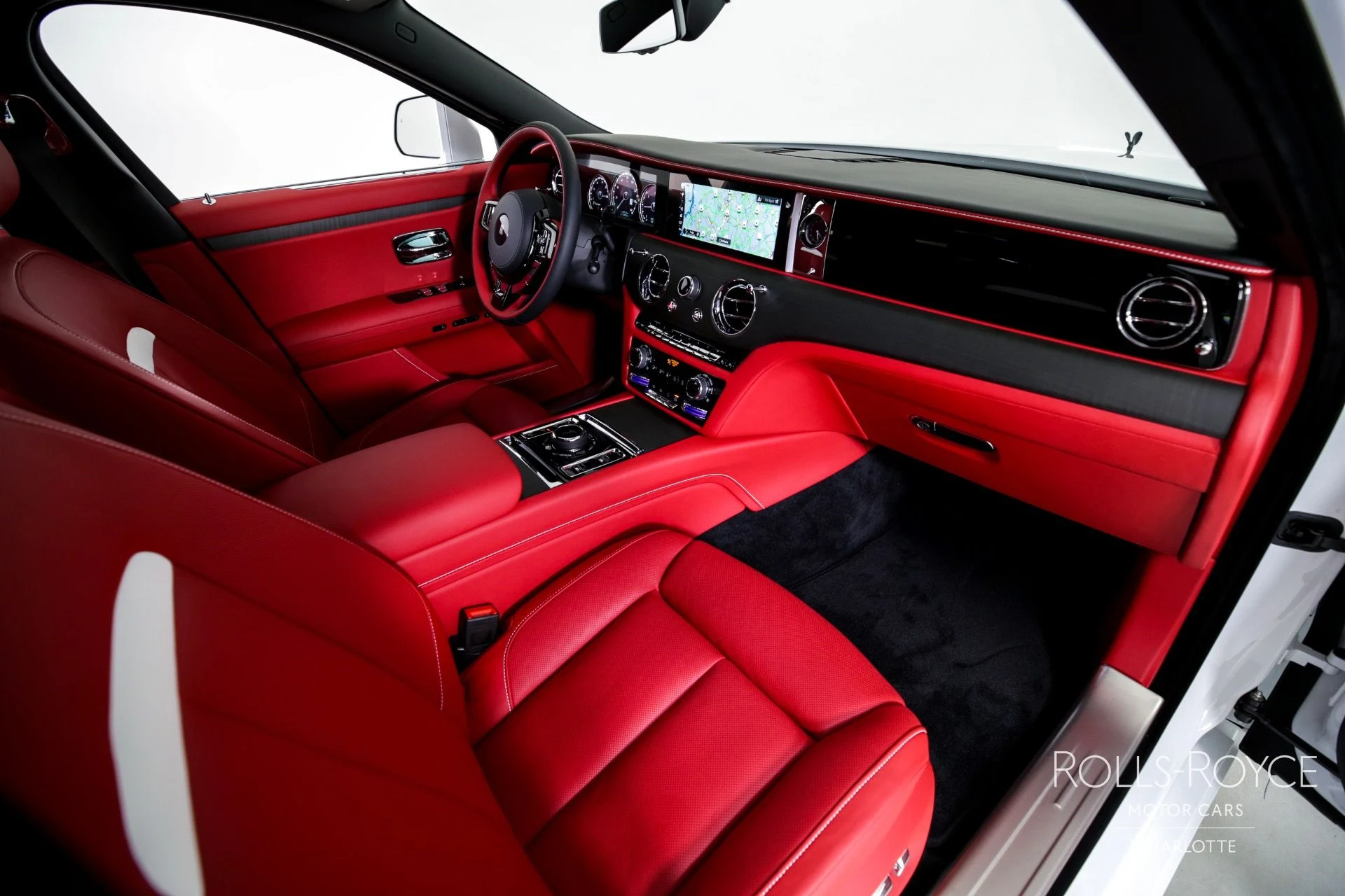 mph029_232721352_Used_2024_Rolls_Royce_Ghost_1723672329_0c89b93716