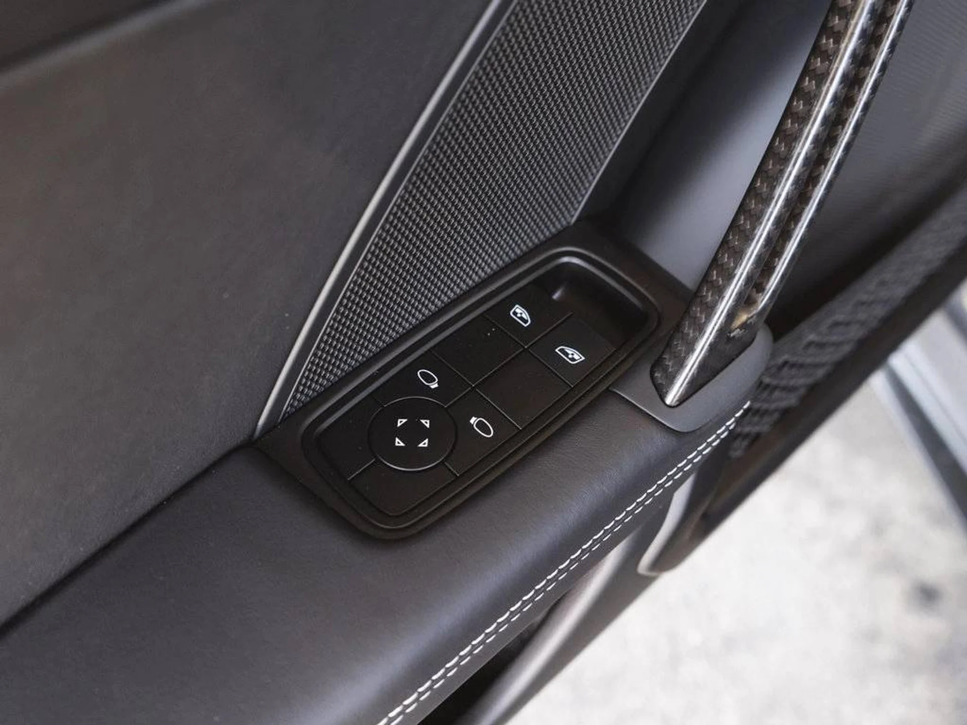 mph029_232952713_1280_bbac452278