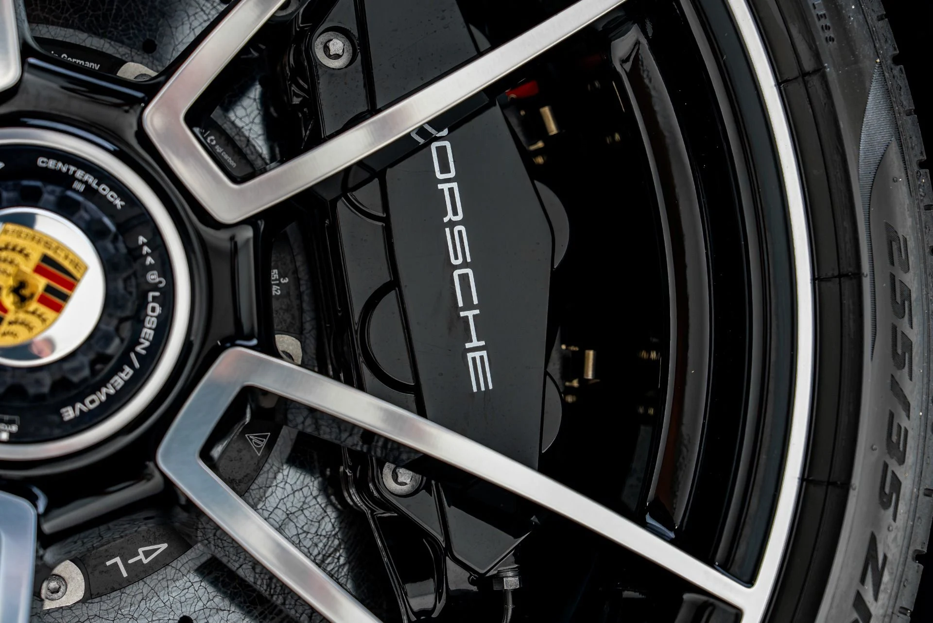 mph029_2331758052_Used_2023_Porsche_911_Turbo_S_1784604651_c006ef386e
