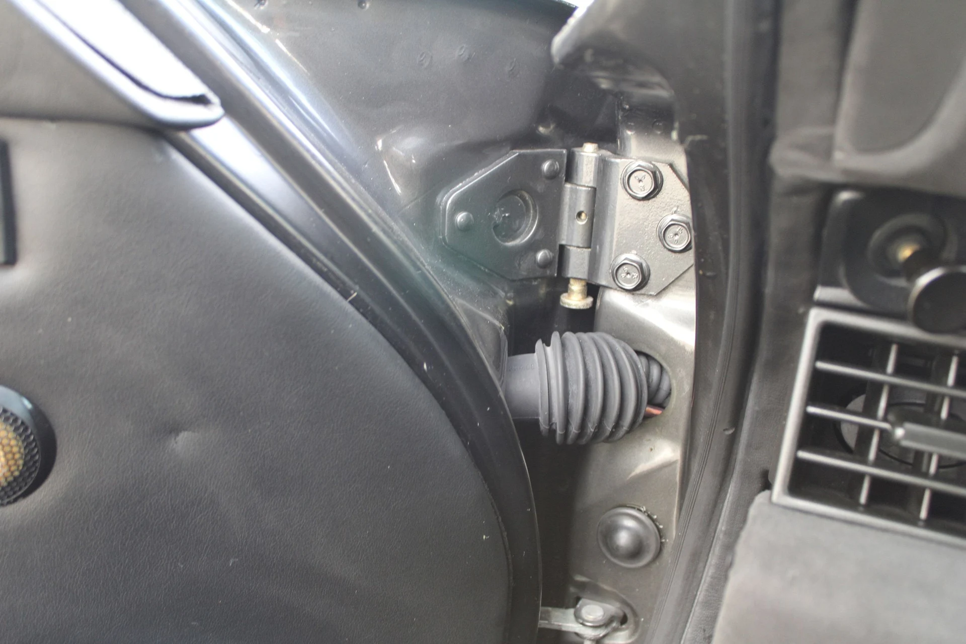 mph029_2334620697_23316b5101c2b22183ea00b5dd63c980x_bd446a26cf