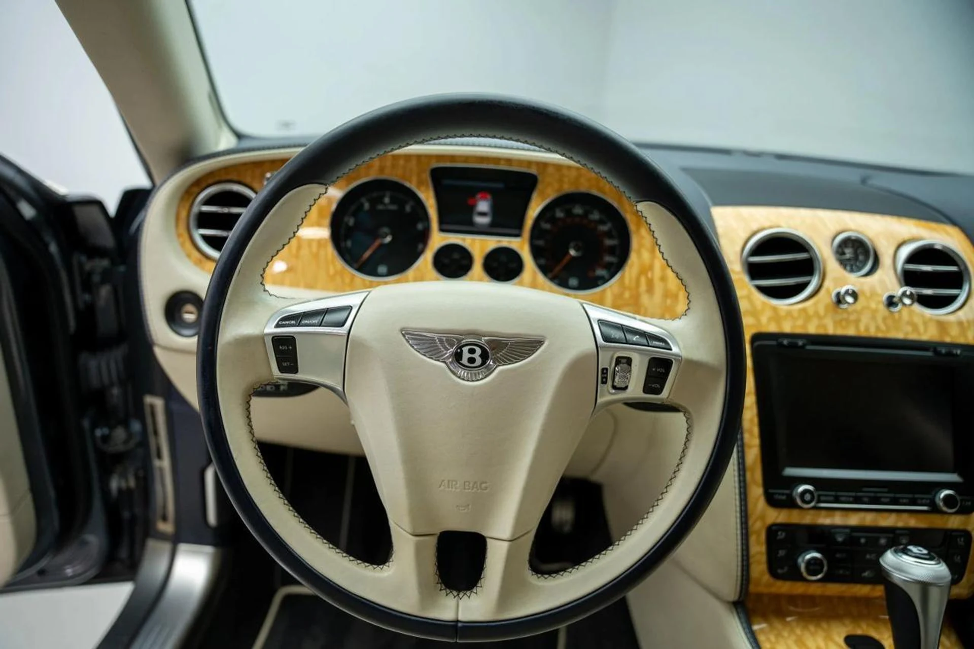 mph029_2335223078_105fe280f9b19fe8147dd2961705d12e_61f24ef919