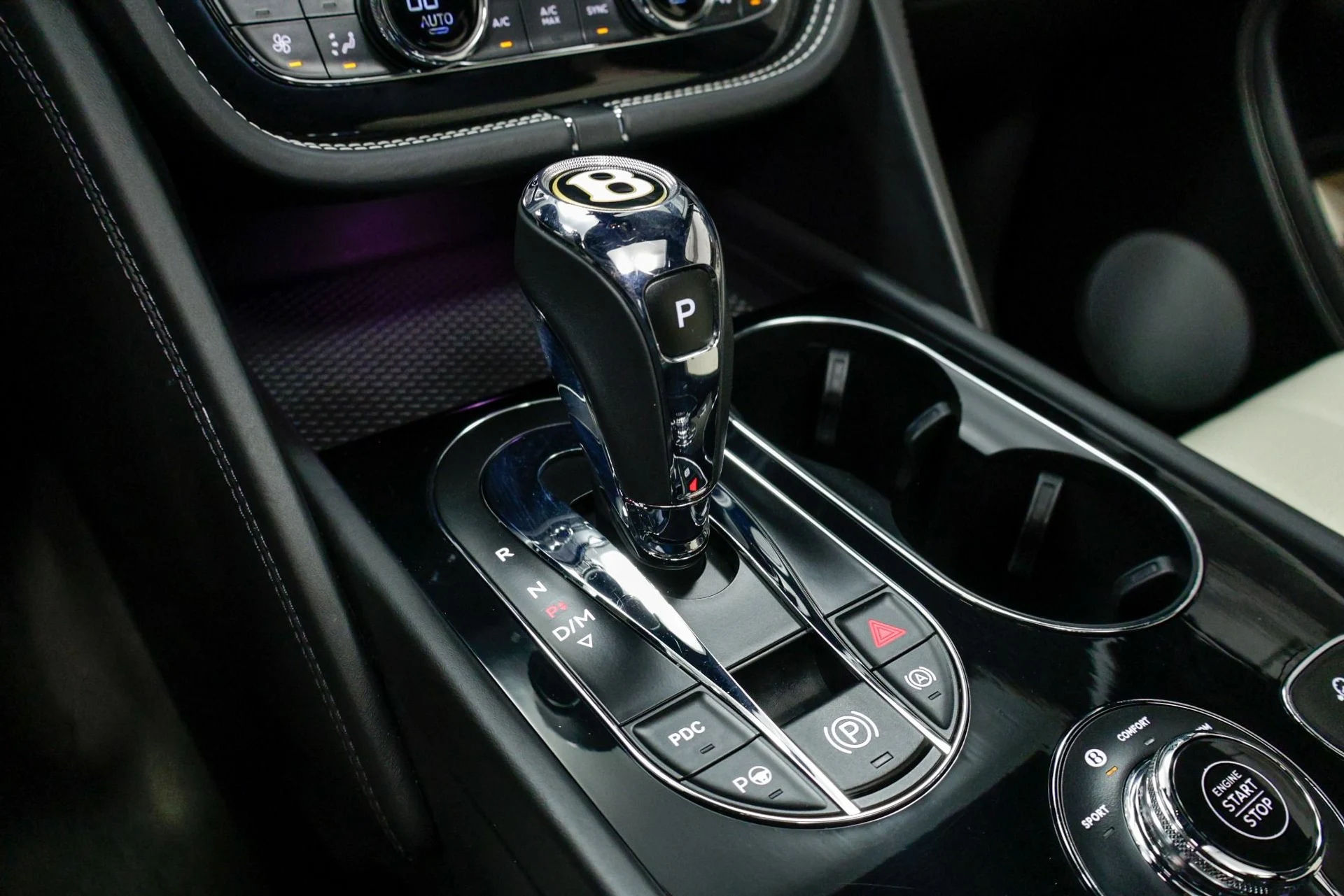 mph029_2352788399_Used_2020_Bentley_Bentayga_V8_1760480773_59350a56d3