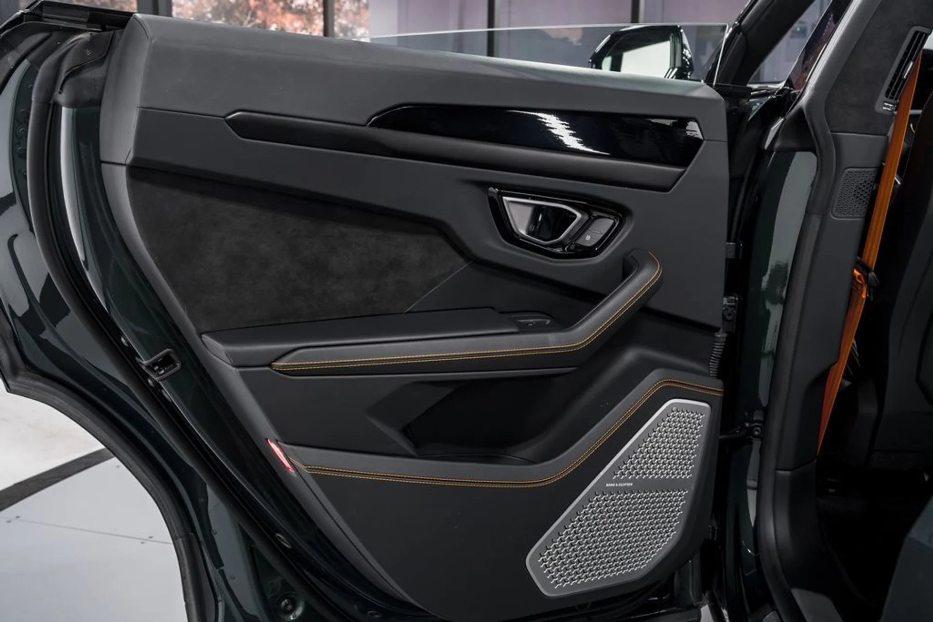 mph029_2355370615_a7e63843af1f092bfc575280fe08f553x_9cd71183a3